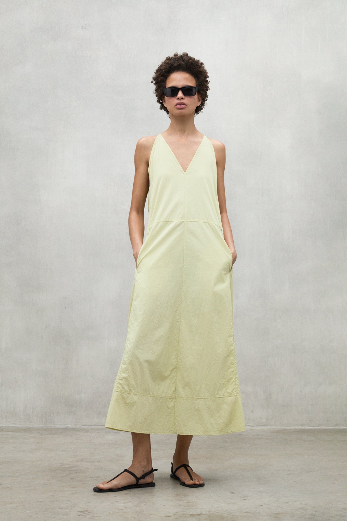 vestido-ecoalf-anatasa-amarillo-para-mujer-100-poliamida-reciclada-fit-holgado image 1