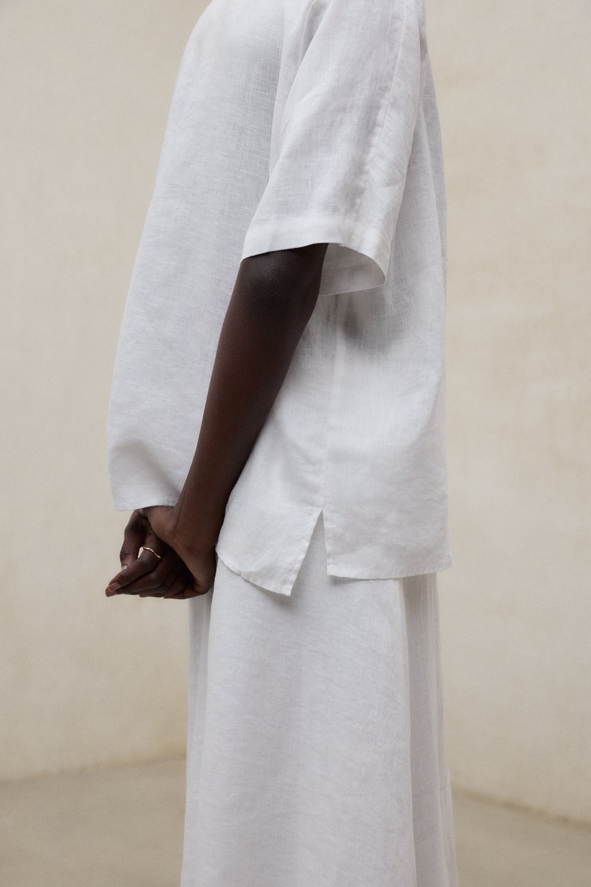 camisa-melania-blanca-de-mujer-ecoalf image 5