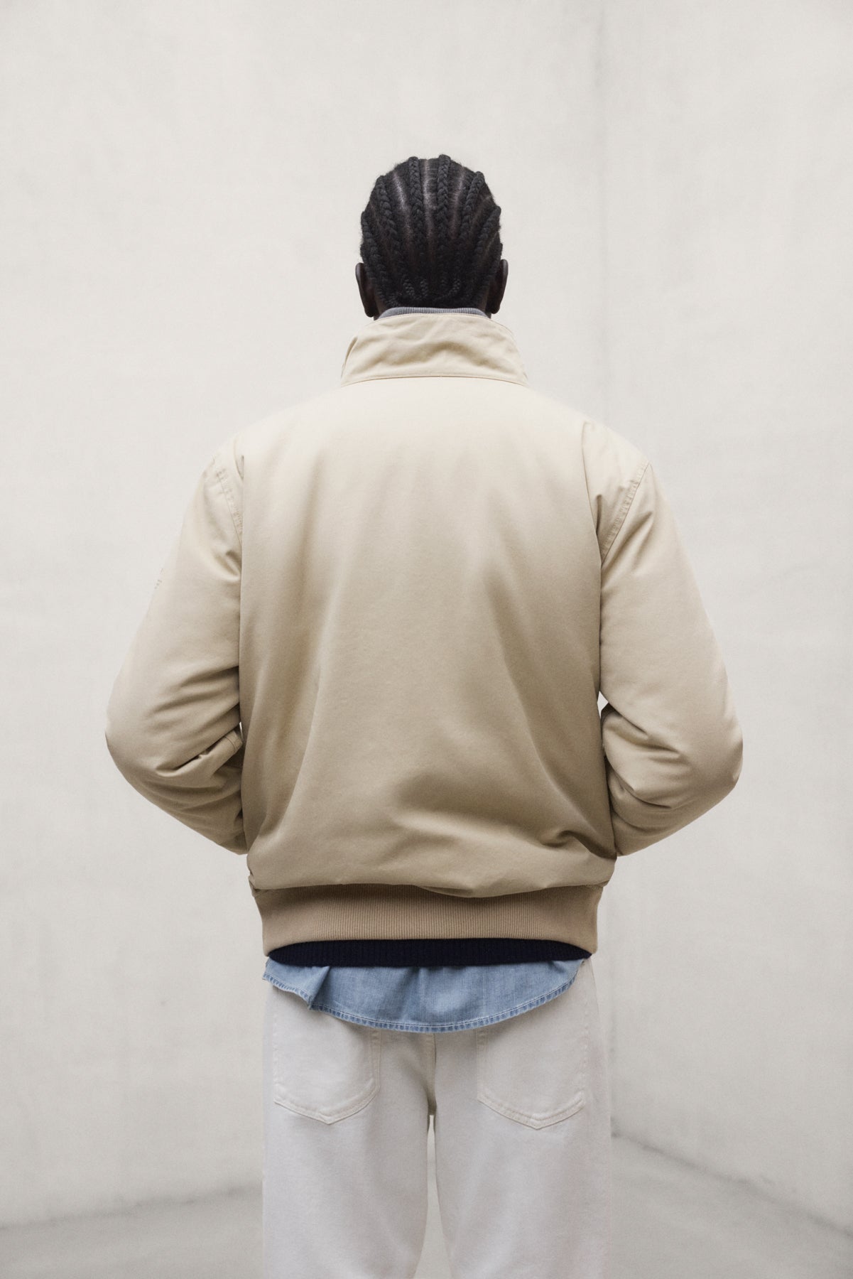 ecoalf-chaqueta-nizo-beige-100-algod-n-reciclado-fit-regular-bolsillos-con-crema image 3