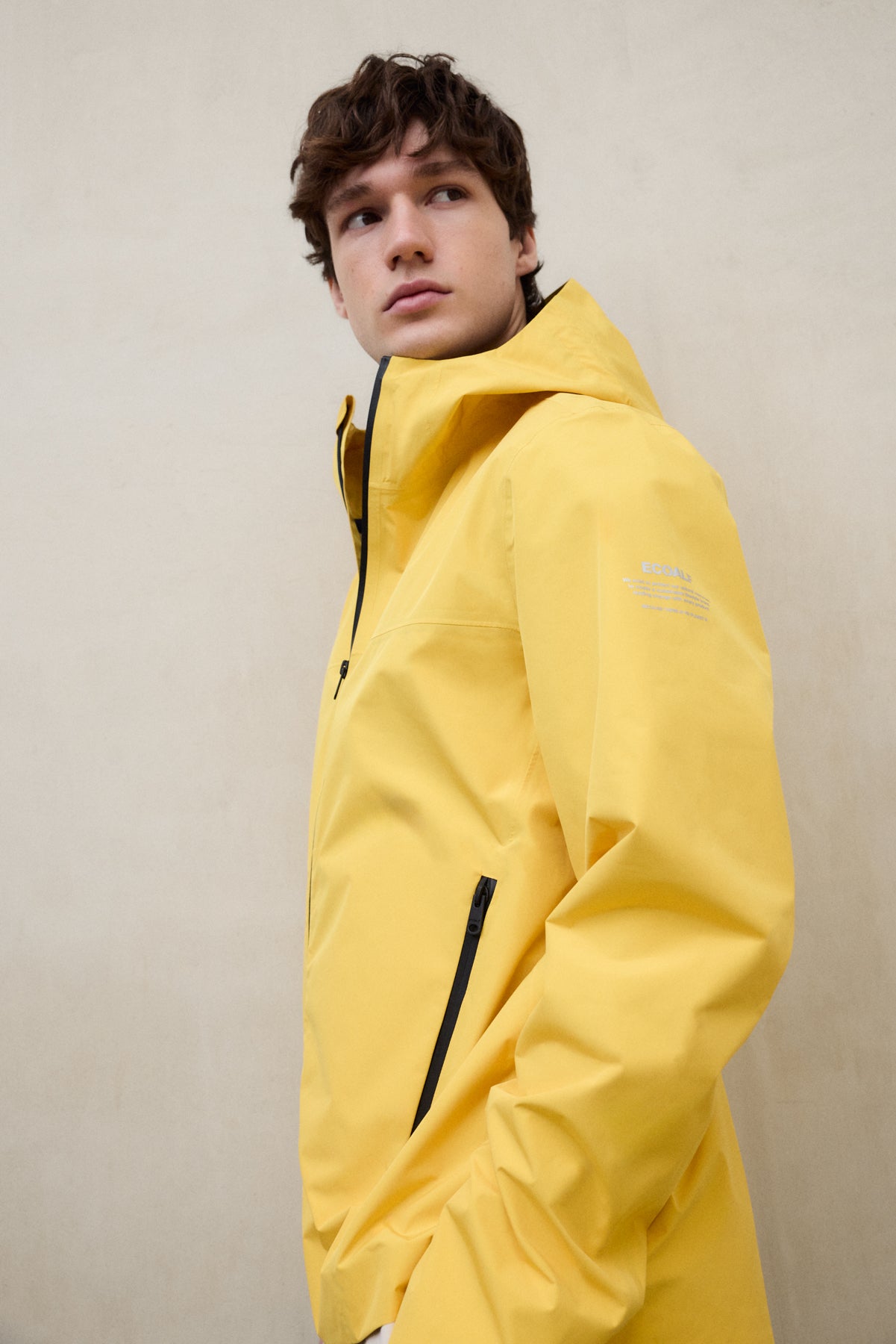 chaqueta-darwin-ecoalf-amarilla-impermeable-3k-transpirable-3k-100-poli-ster-rec image 5