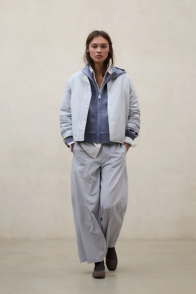 chaqueta-reversible-ecoalf-gabi-azul-y-blanco-de-mujer image 1