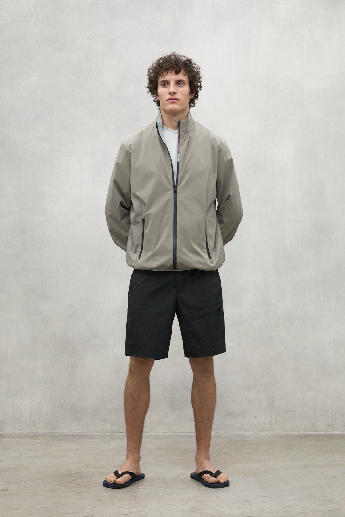 chaquetas-ecoalf-james-marr-n-de-hombre-poli-ster-100-reciclado-2-capas-e-imperm image 1