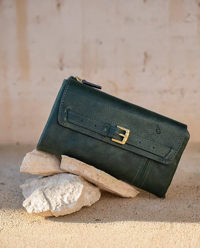 abbacino-cartera-grande-mujer-piel-verde-solapa-hebilla-dorada image 1