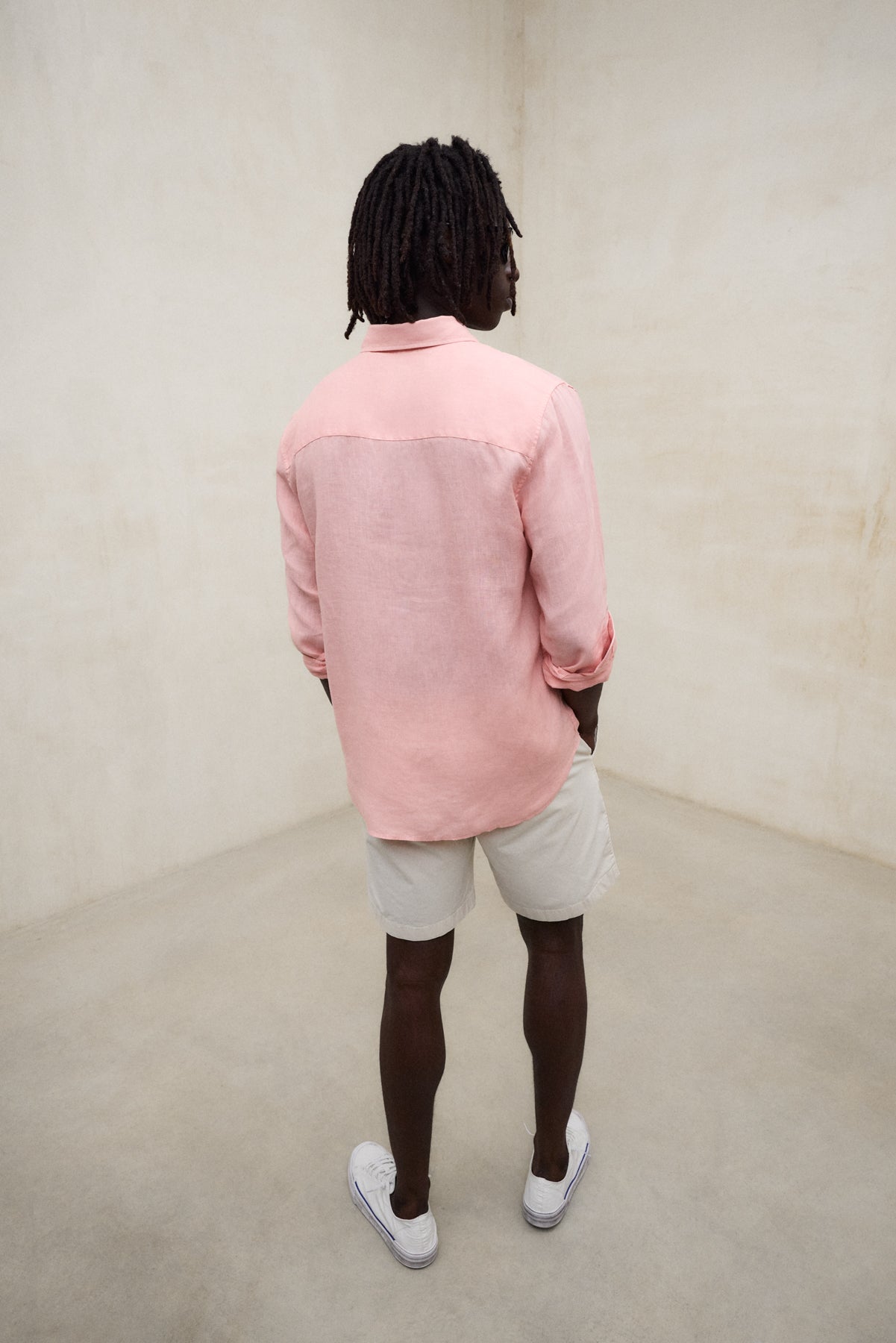 camisa-ecoalf-malibu-rosa-de-lino-para-hombre-fit-regular-manga-larga image 2