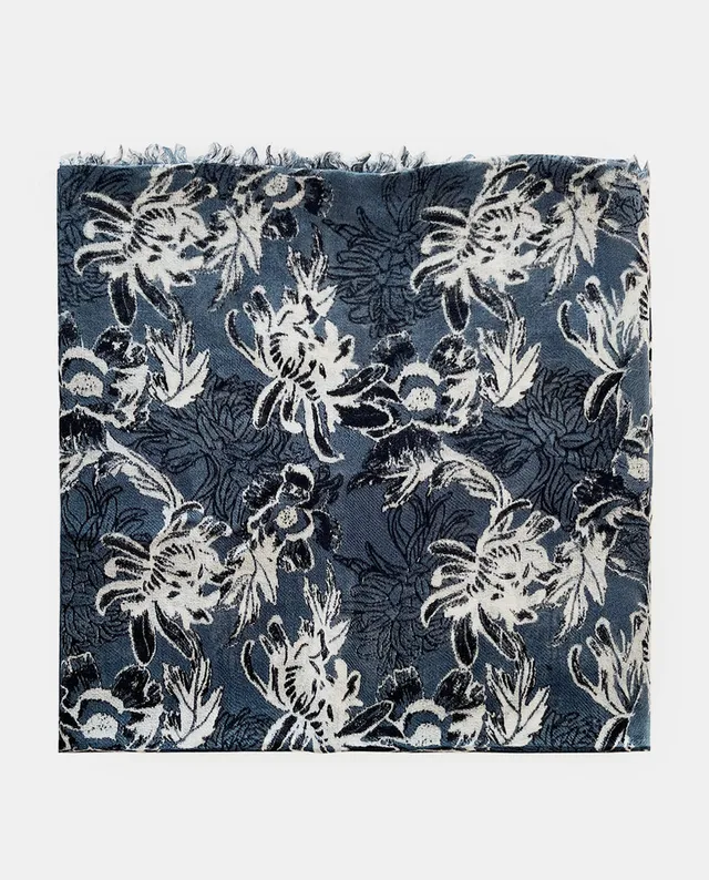 abbacino-pa-uelo-lana-gris-estampado-floral image 1