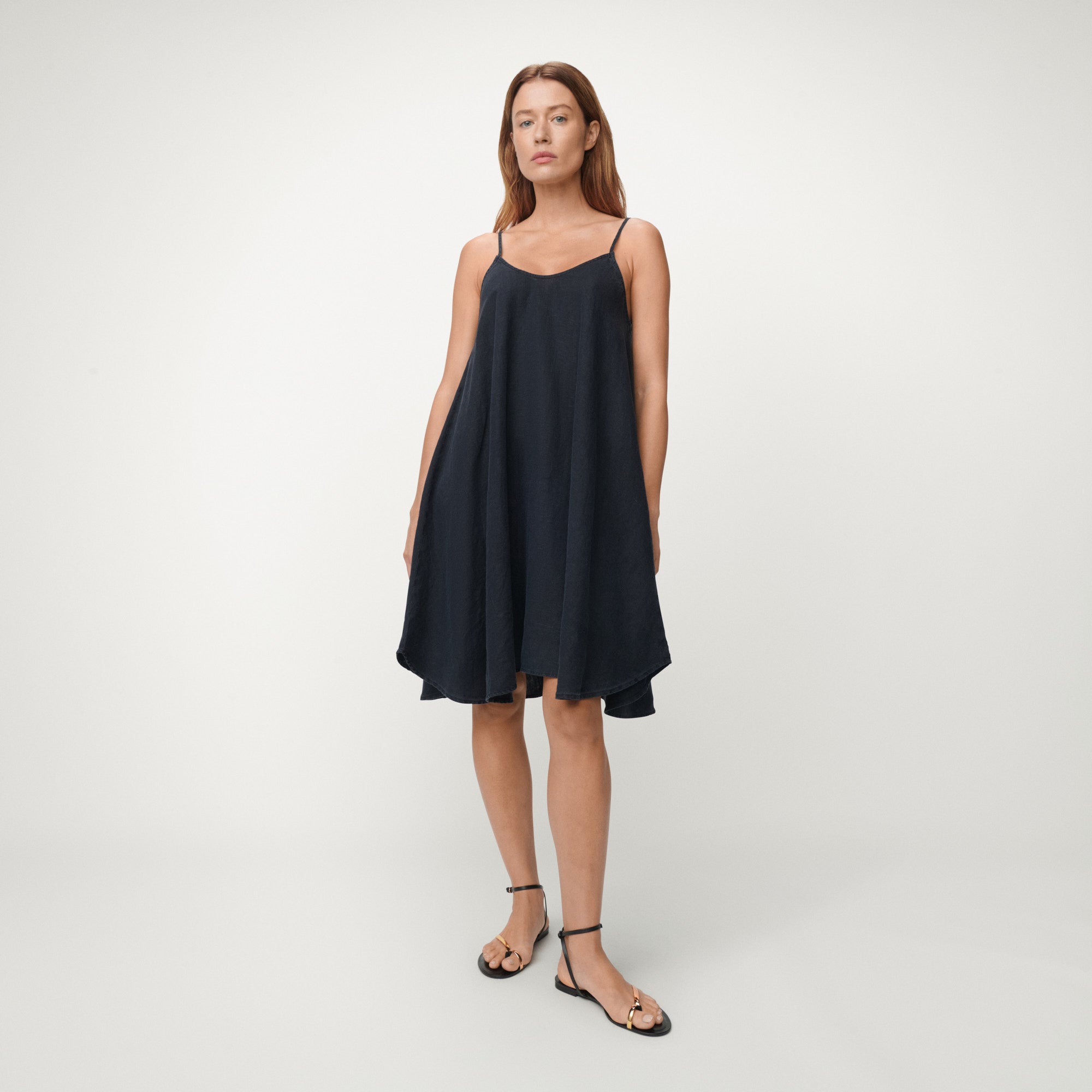 vestido-yara-de-lois-midi-de-lino-hecho-en-espa-a-color-azul-marino-tallas-xs-xl image 1