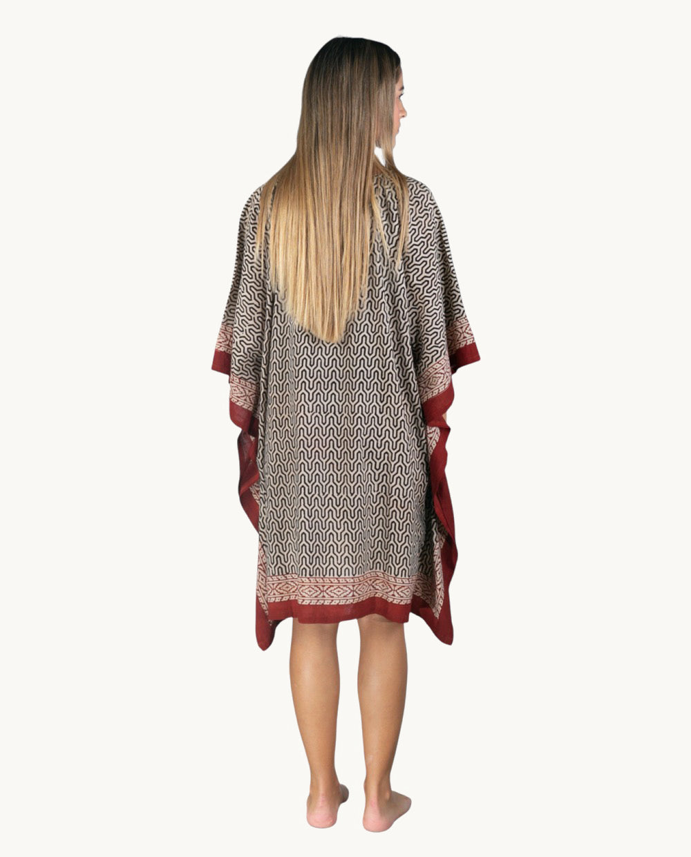 kbas-kurta-de-algod-n-talla-nica-color-negro-prenda-tnica-esencial image 3