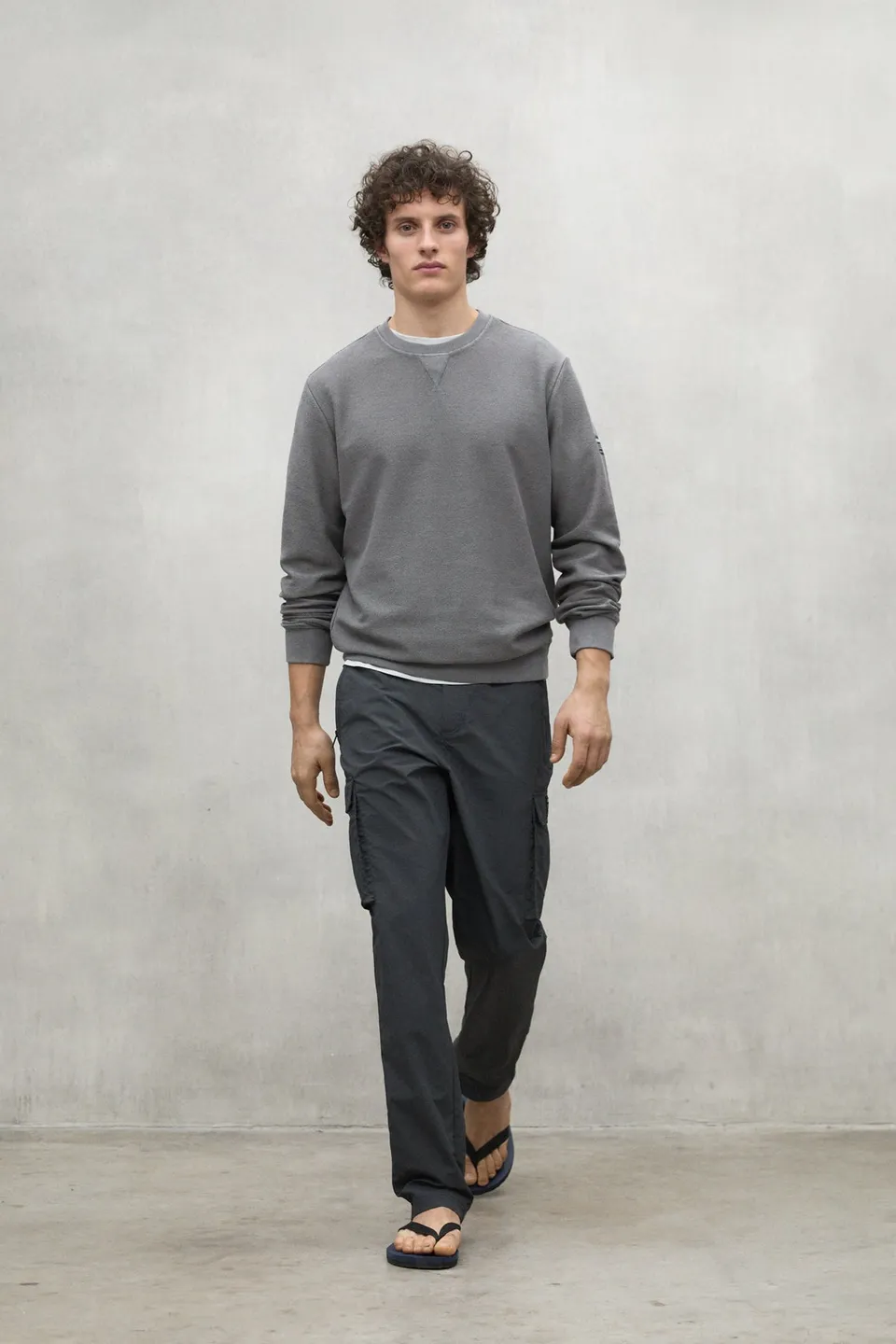 sudadera-ecoalf-newark-gris-oscuro-de-algod-n-reciclado-para-hombre image 1