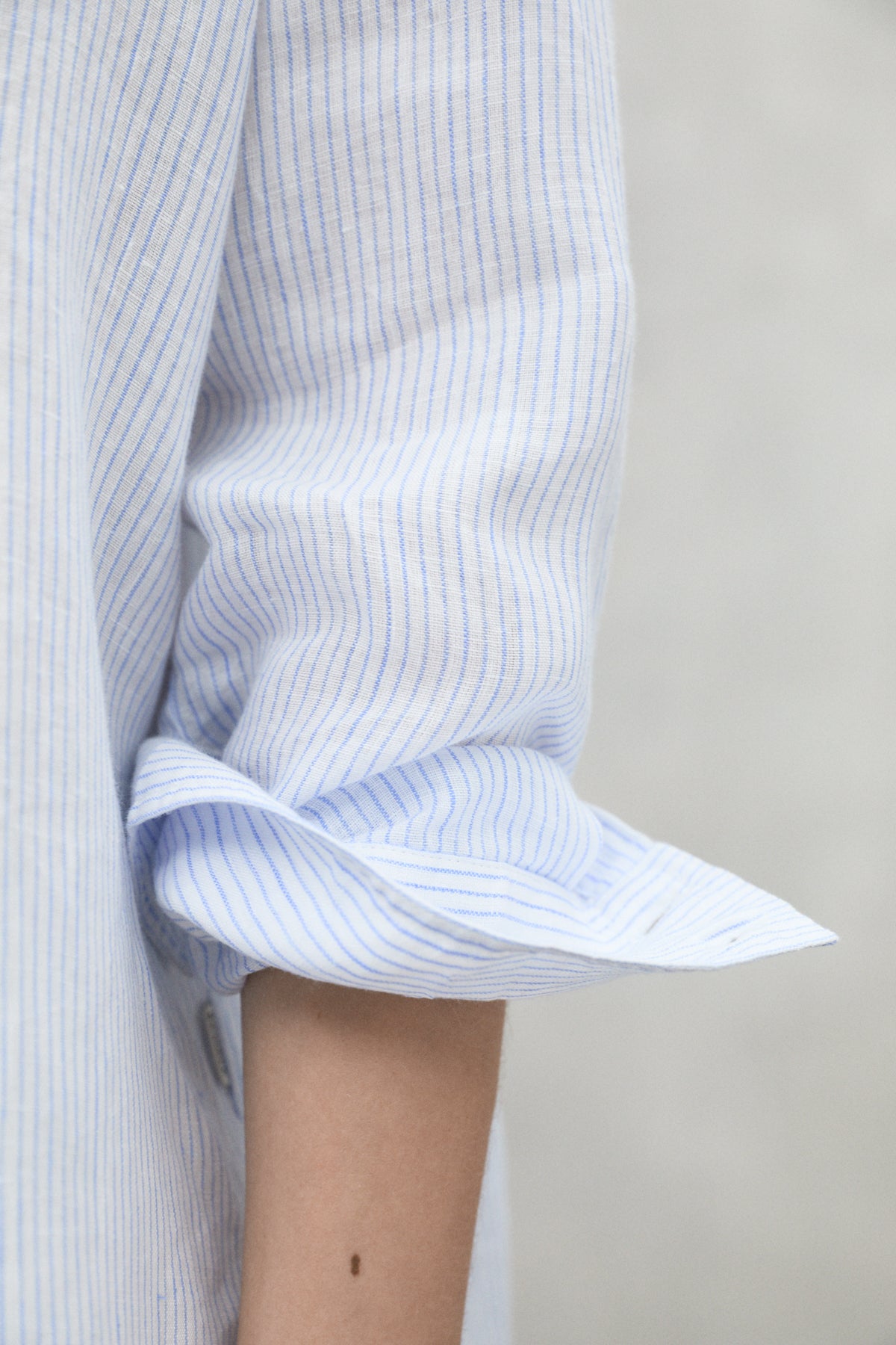 ecoalf-camisa-a-rayas-de-lino-daria-azul-claro-de-mujer image 5
