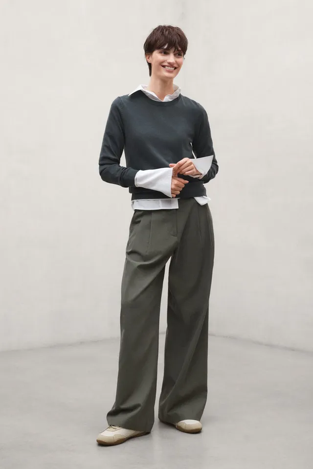jersey-ares-khaki-de-ecoalf-para-mujer-de-lana-reciclada image 1