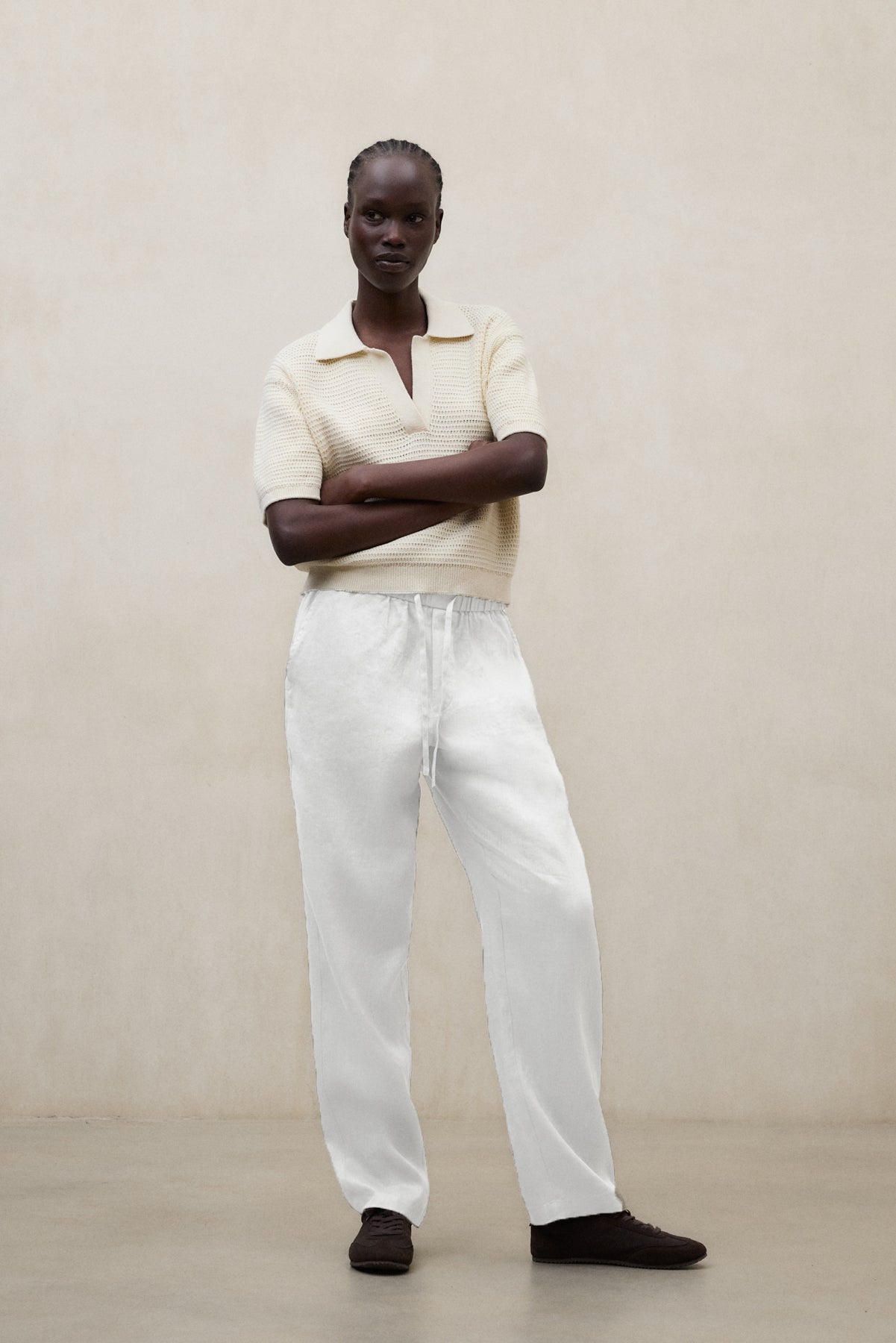 pantalones-ecoalf-indi-blanco-de-mujer-80-lino-cintura-el-stica-y-pierna-ajustad image 1