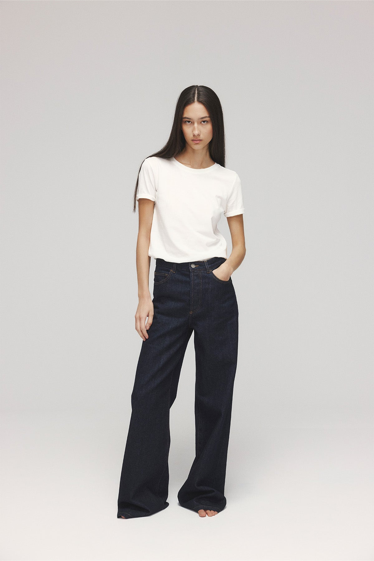 vaquero-ecoalf-nevada-de-mujer-denim-monomaterial-te-ido-en-italia-con-smart-ind image 1