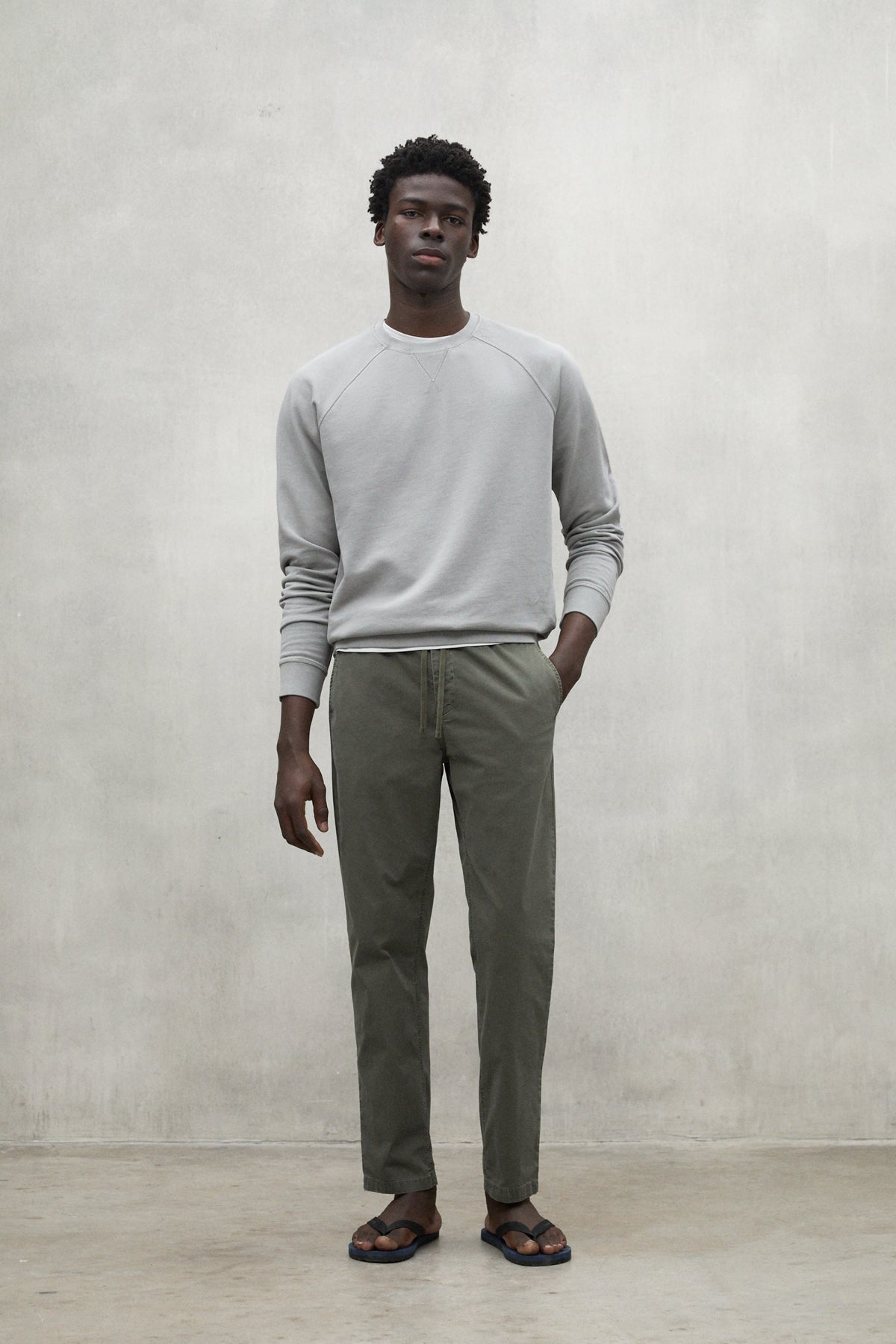 ecoalf-ethic-pantal-n-regular-de-algod-n-y-elastano-color-khaki image 1