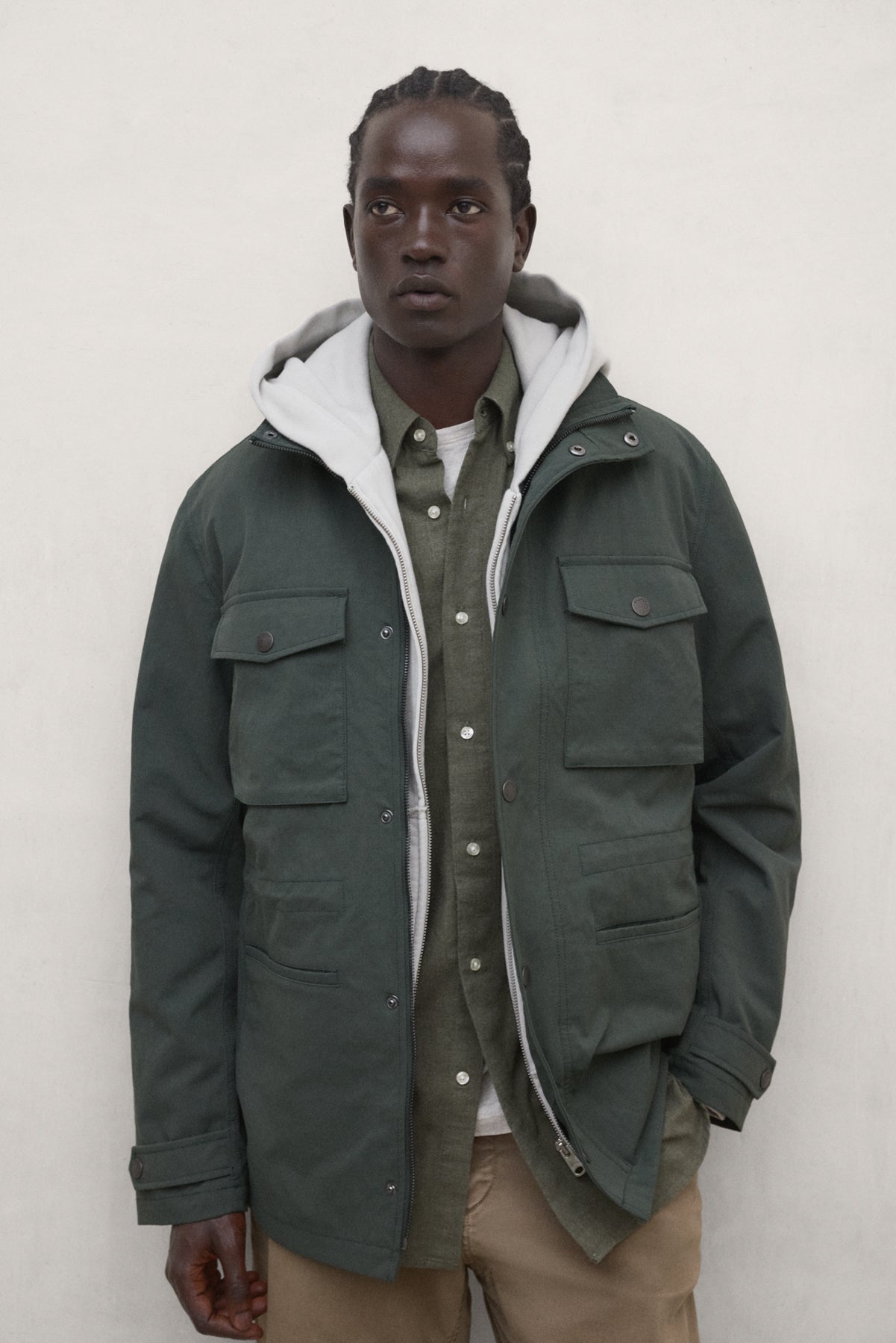 chaqueta-ecoalf-altia-verde-de-poliamida-reciclada-para-hombre image 2