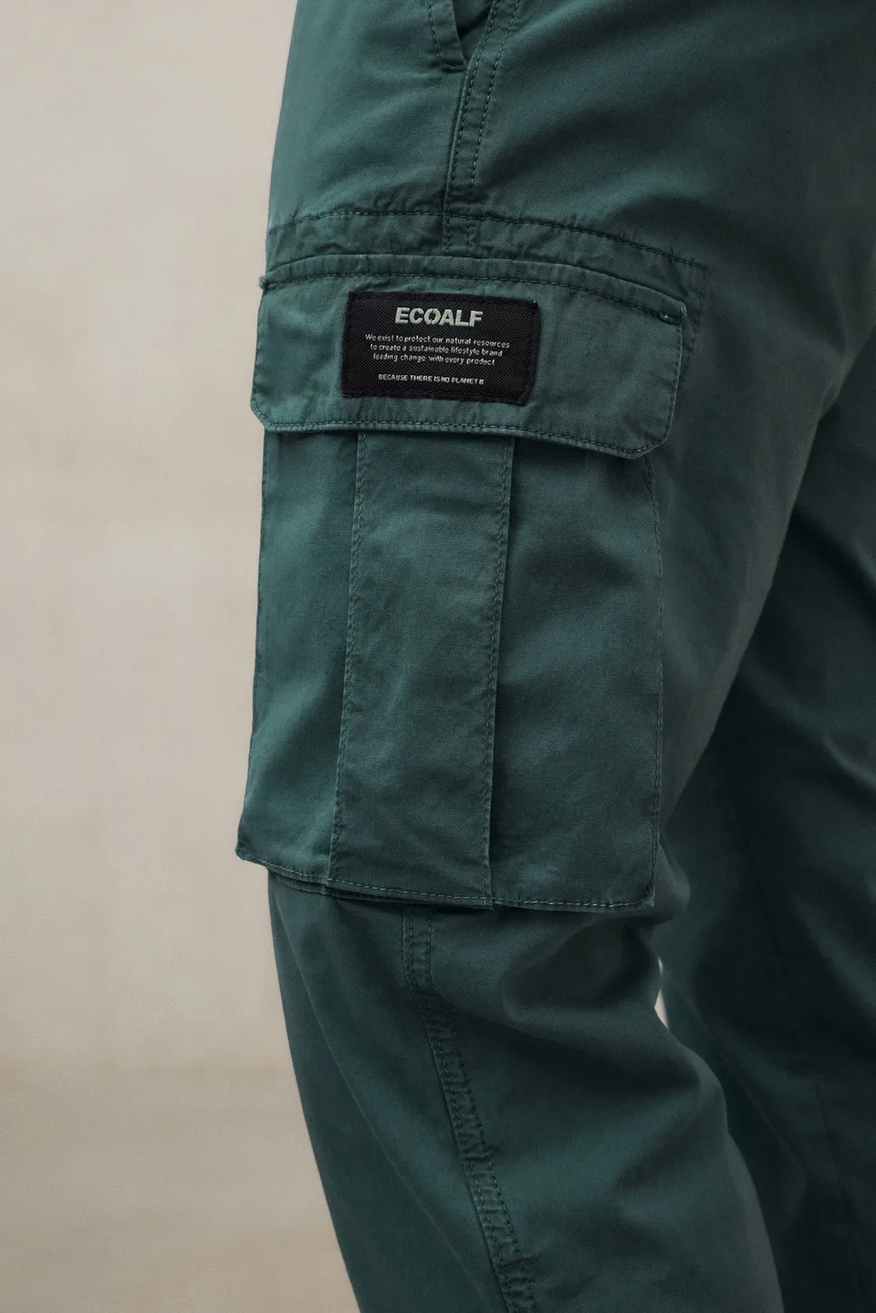 ecoalf-pantalones-ethicargo-verde-64-algod-n-regenerativo-tintados-con-pigmentos image 1