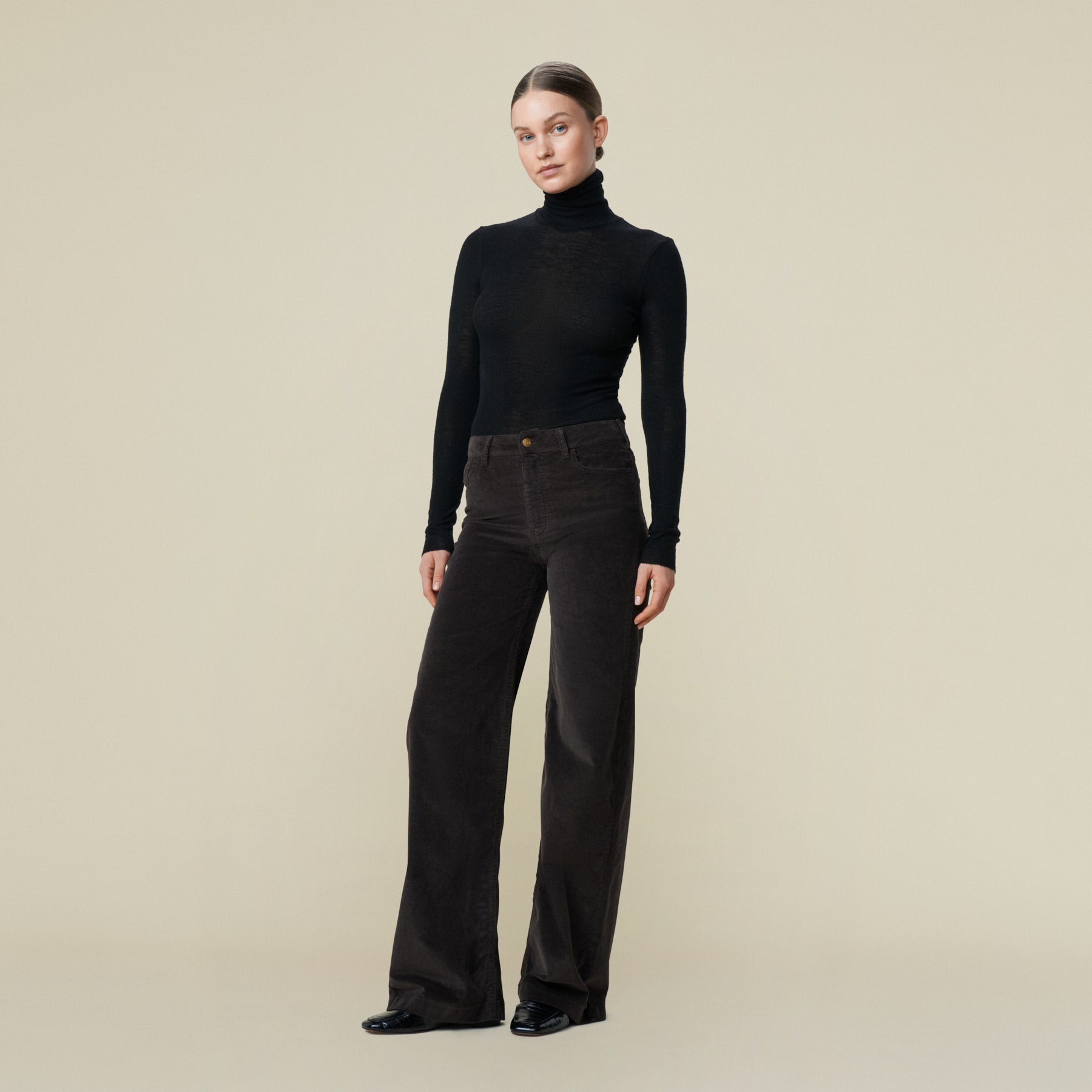 lois-palazzo-mistral image 4