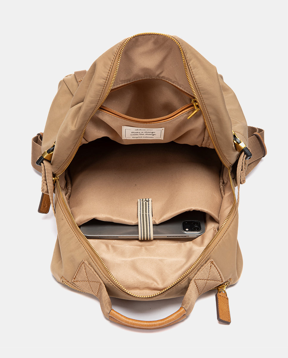 abbacino-mochila-materiales-reciclados-beige-satinada image 6