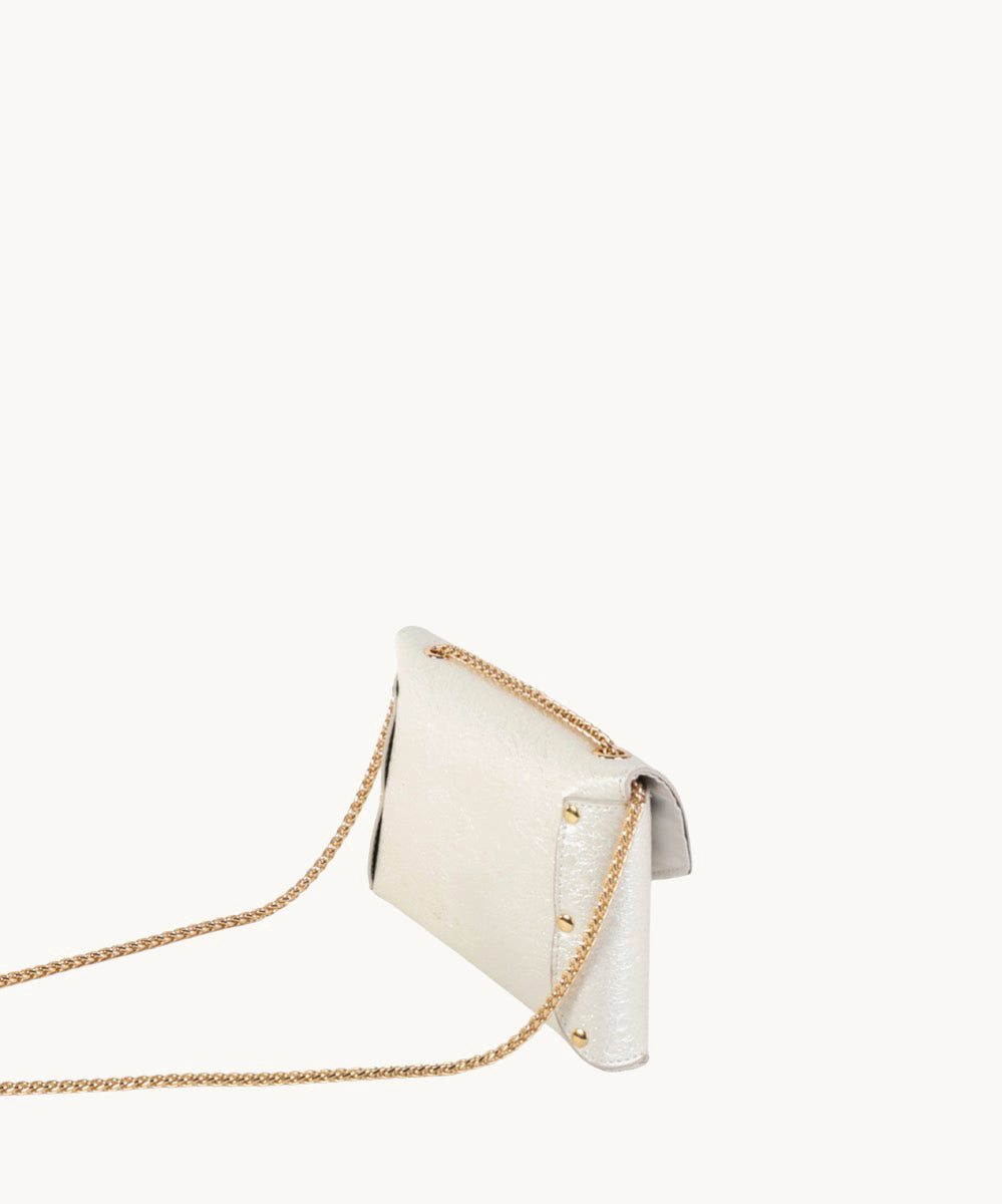 bolso-bandolera-fiesta-atria-pu-perla-kbas-elegante-y-duradero-50-de-descuento image 2
