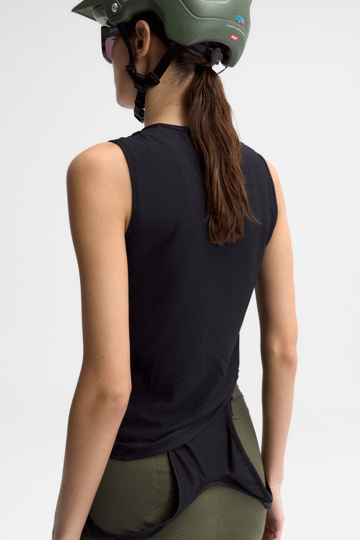 camiseta-ecoalf-greyton-negra-87-poliamida-reciclada-transpirable-y-secado-r-pid image 5