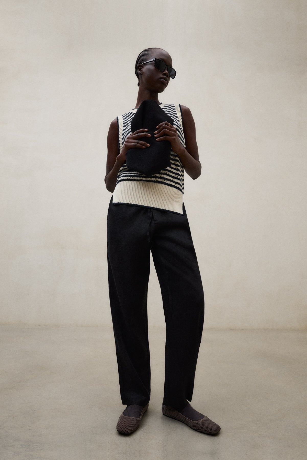 ecoalf-pantalones-indi-negro-para-mujer-pantal-n-de-lino-con-cintura-el-stica-y- image 1