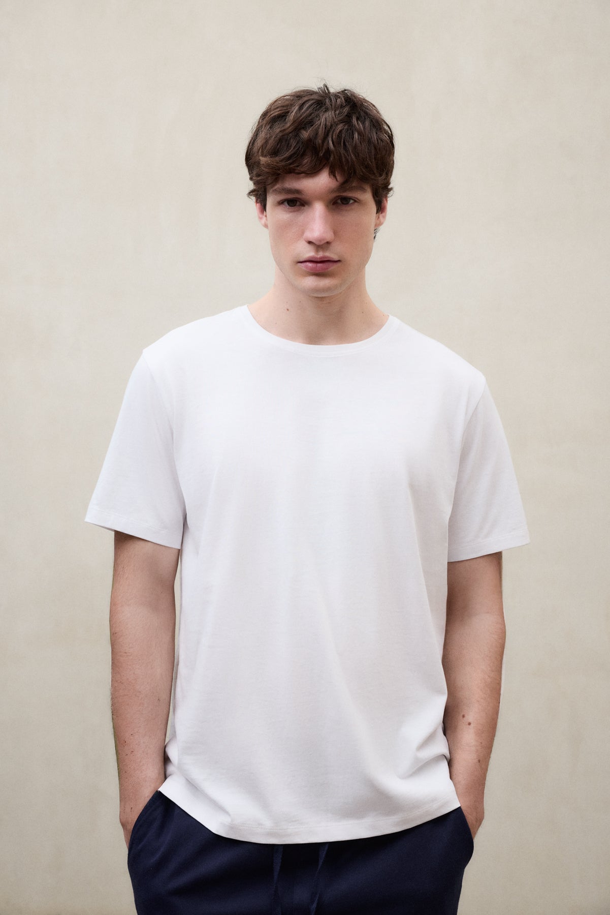camiseta-ecoalf-bili-blanca-de-algod-n-org-nico-para-hombre image 3