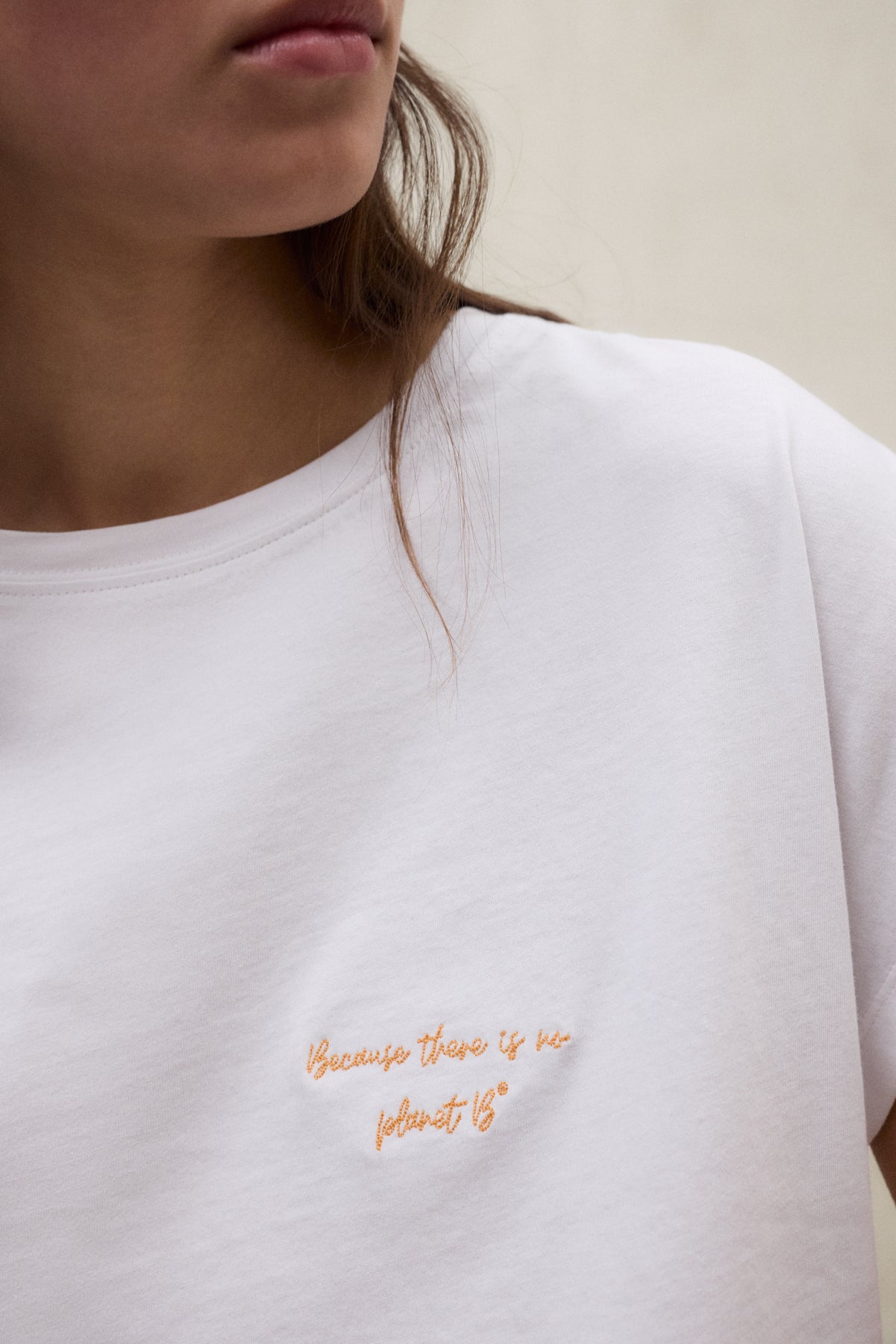 camiseta-ecoalf-namur-blanca-camiseta-de-algod-n-reciclado-fit-relajado image 4