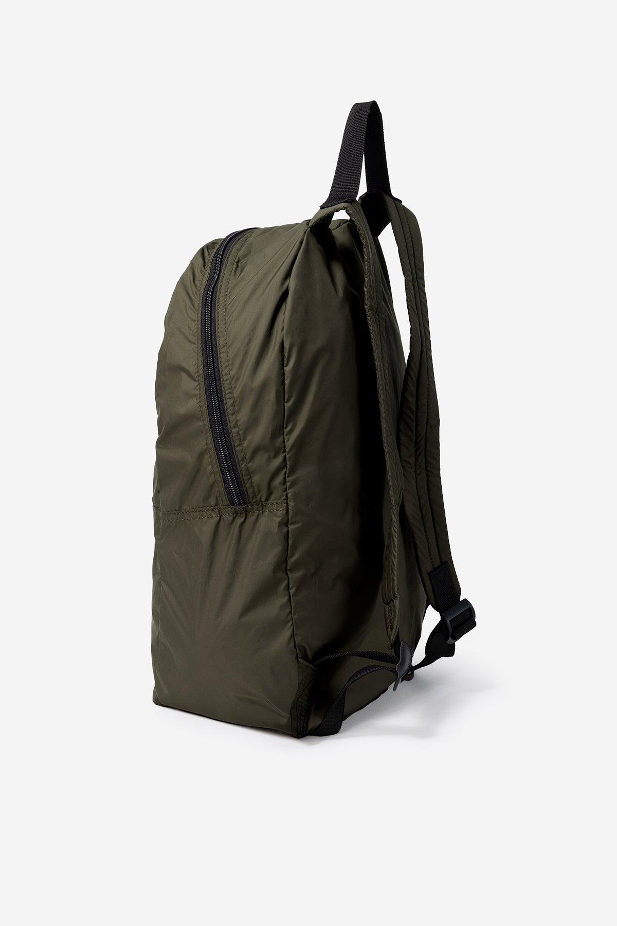 mochila-pacho-verde-ecoalf-plegable-de-poli-ster-reciclado image 3