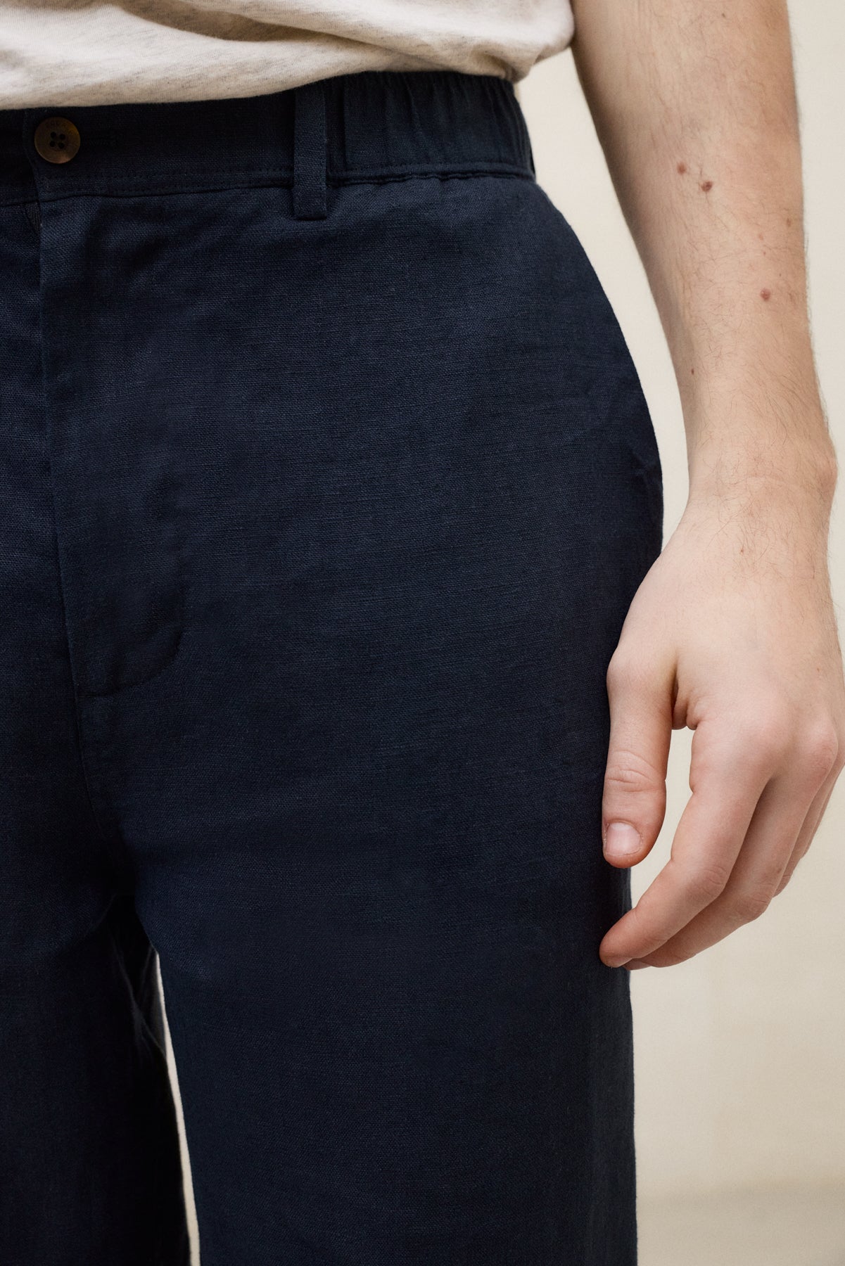pantalones-de-lino-ecoalf-ethiwin-azul-marino-para-hombre-fit-regular image 5