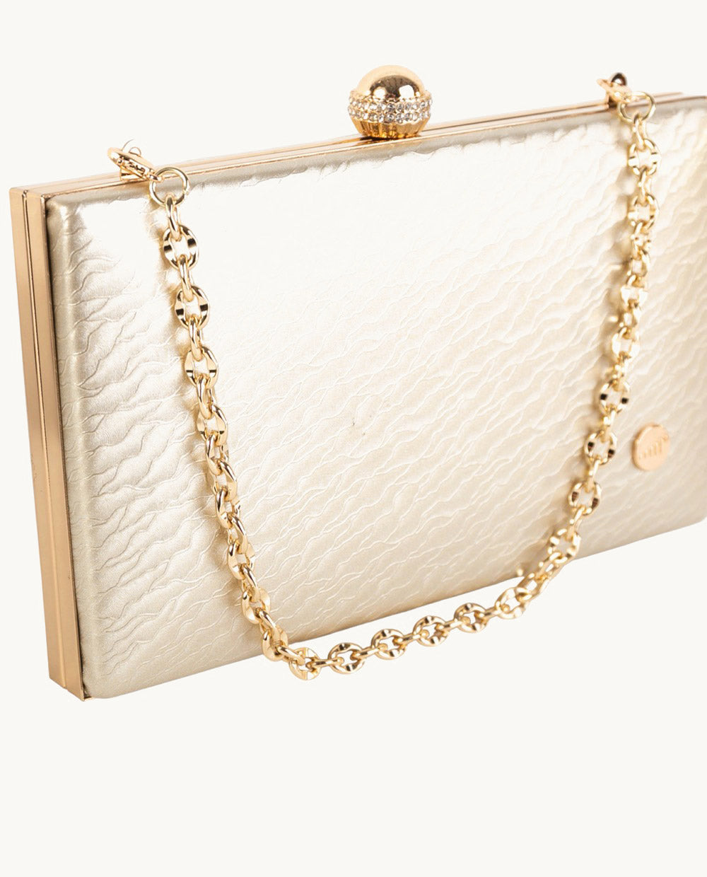 kbas-clutch-de-piel-sint-tica-fiesta-valo-color-oro-19x3x12-cm image 3
