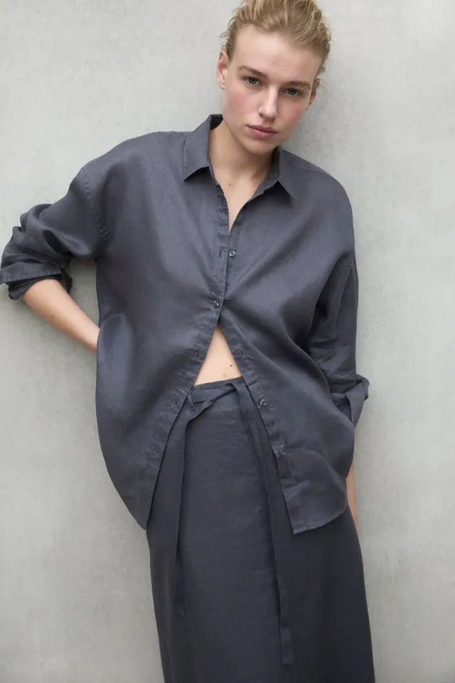 camisa-daria-gris-oscuro-de-mujer-ecoalf-lino-reciclado-vegana-y-tinte-en-prenda image 1