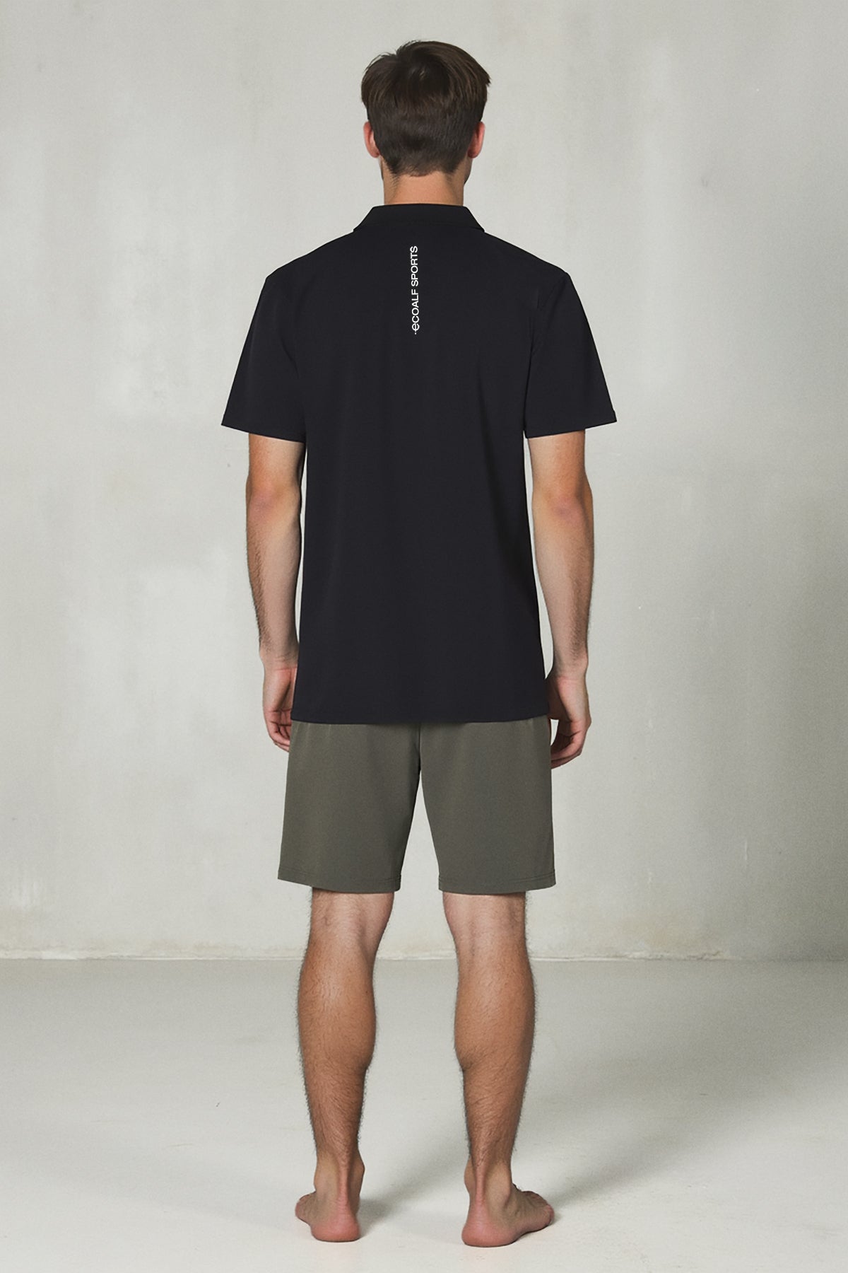ecoalf-polo-jones-negro-polo-t-cnico-de-hombre-de-nylon-reciclado image 2