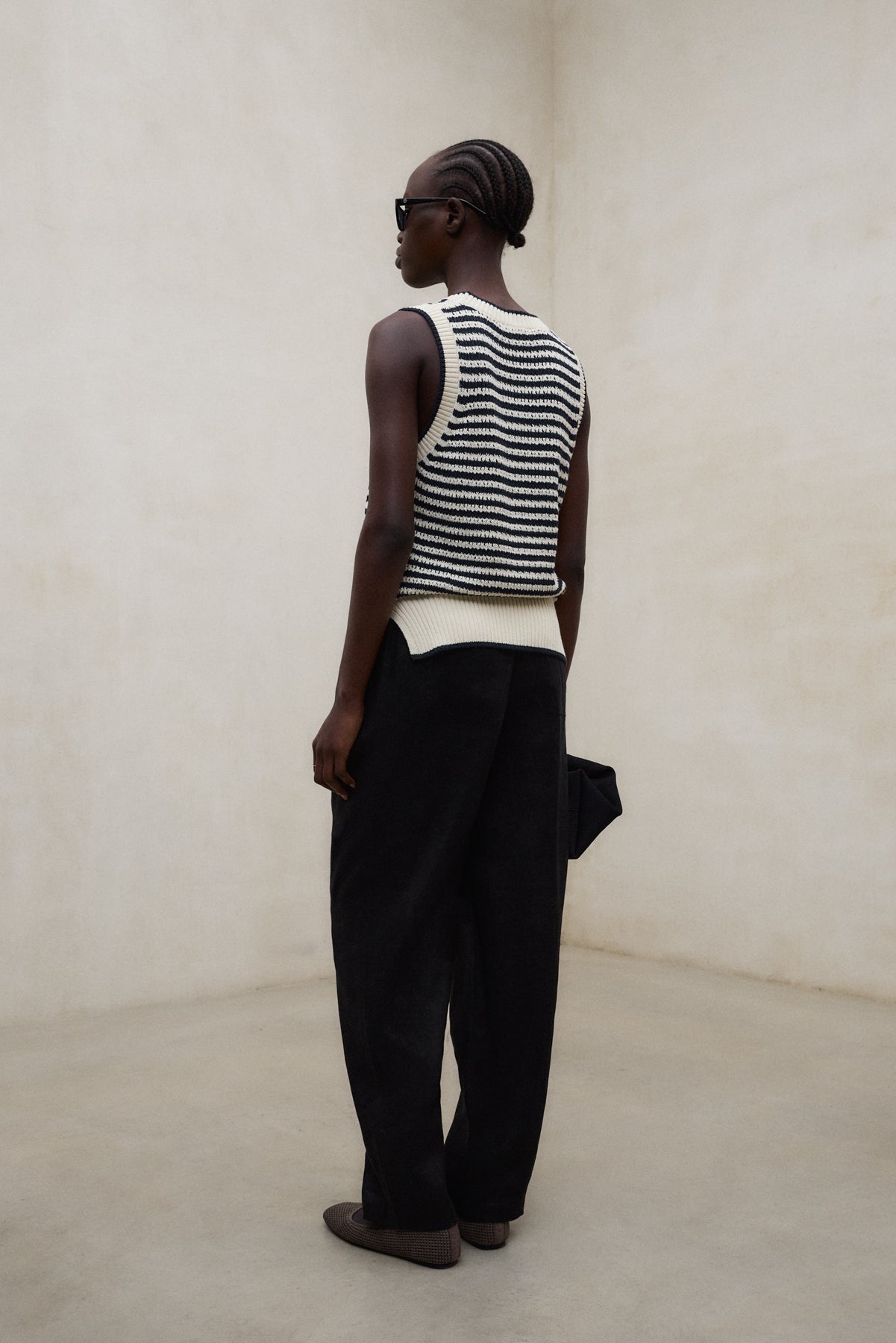 ecoalf-pantalones-indi-negro-para-mujer-pantal-n-de-lino-con-cintura-el-stica-y- image 2