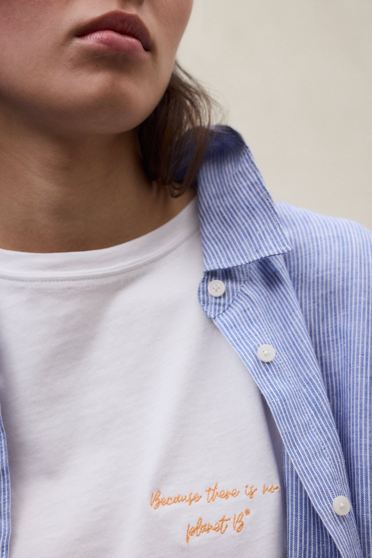 camisa-daria-a-rayas-de-ecoalf-para-mujer-lino-fit-oversize image 4