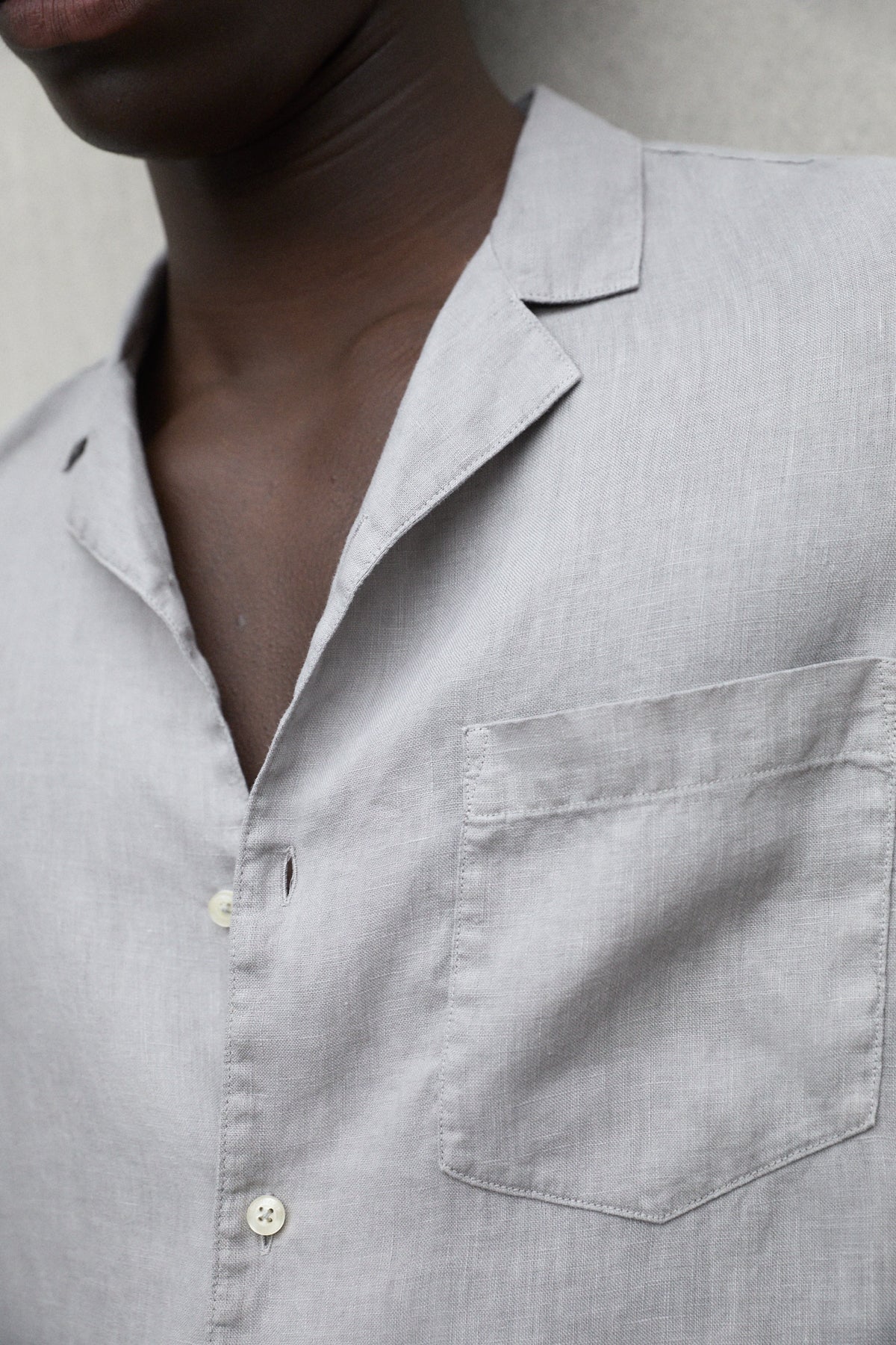 camisa-ecoalf-sutar-de-lino-para-hombre-gris-fit-regular image 4