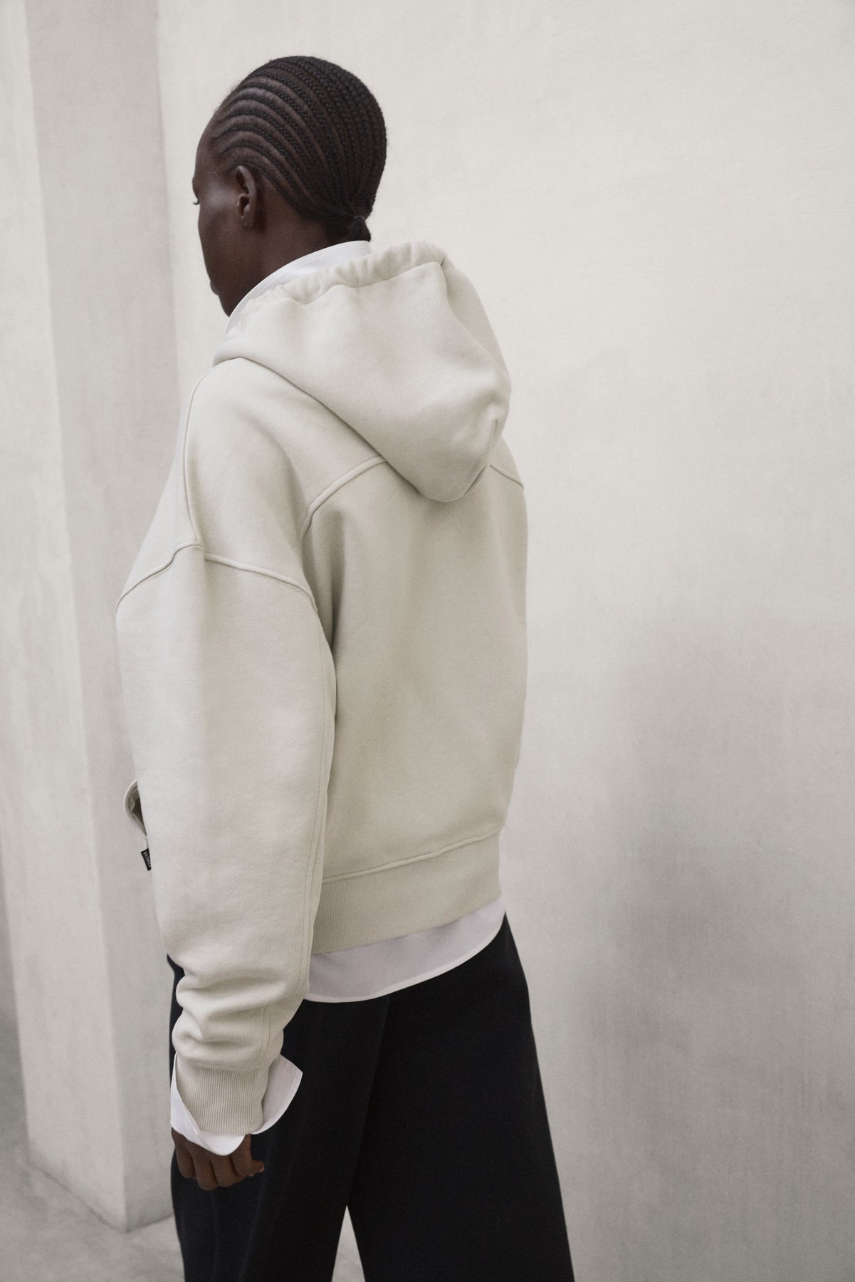 sudadera-ayllona-beige-de-ecoalf image 4