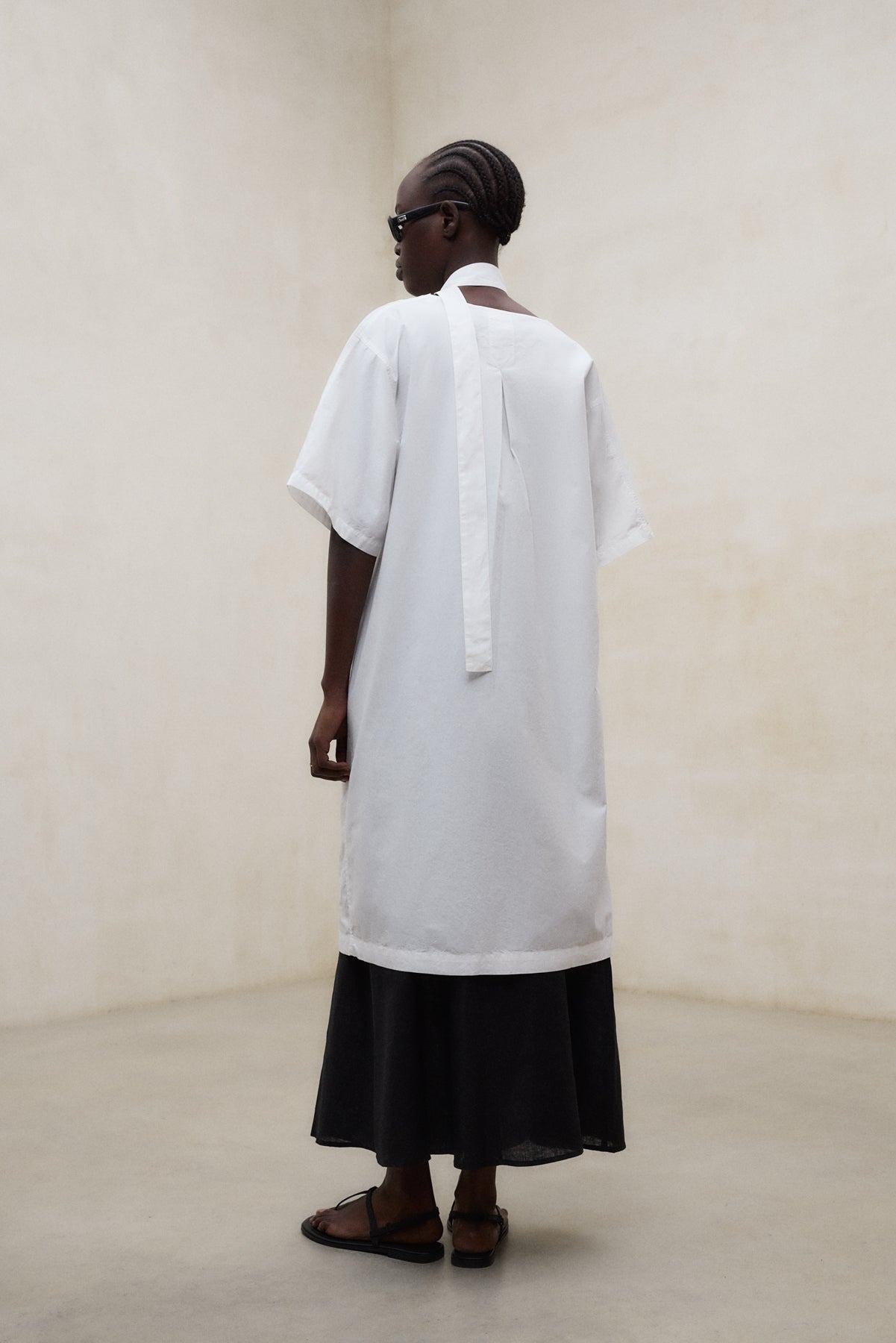 vestido-ecoalf-ludovica-blanco-para-mujer-100-algod-n-regenerativo-fit-oversize- image 3