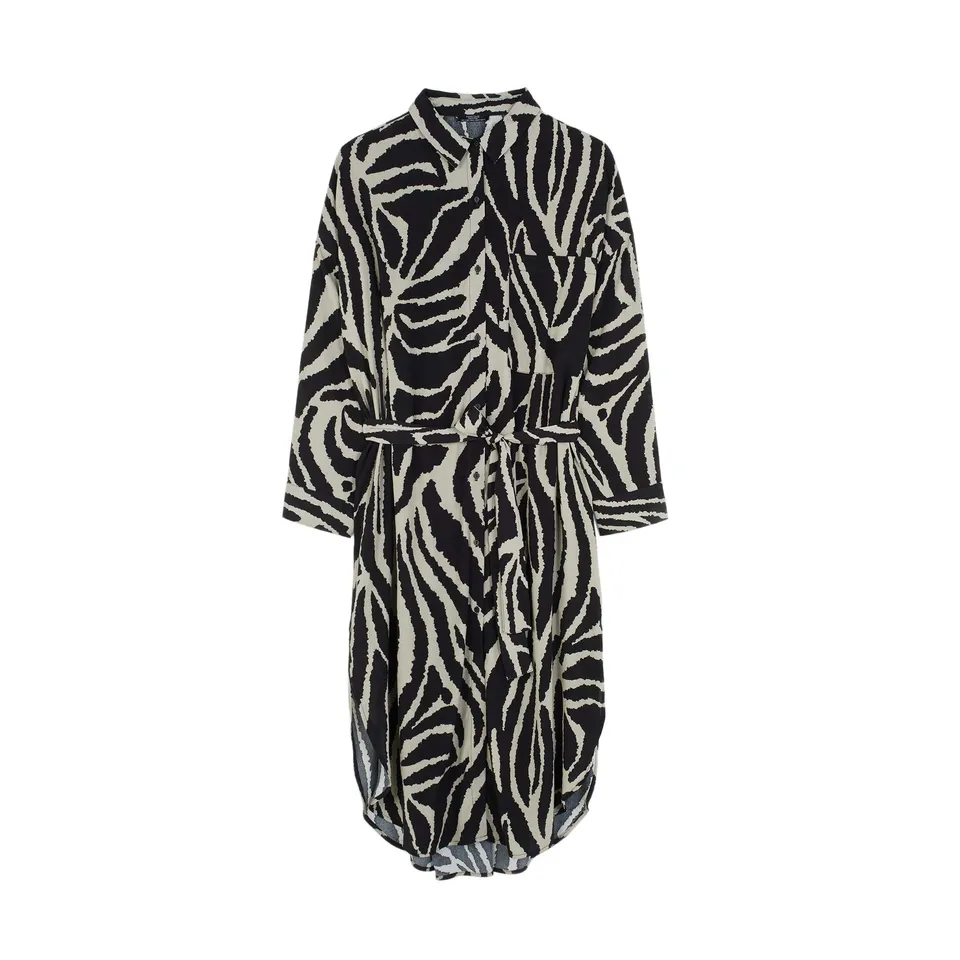 parfois-vestido-camisero-estampado-animal-mujer-2 image 1