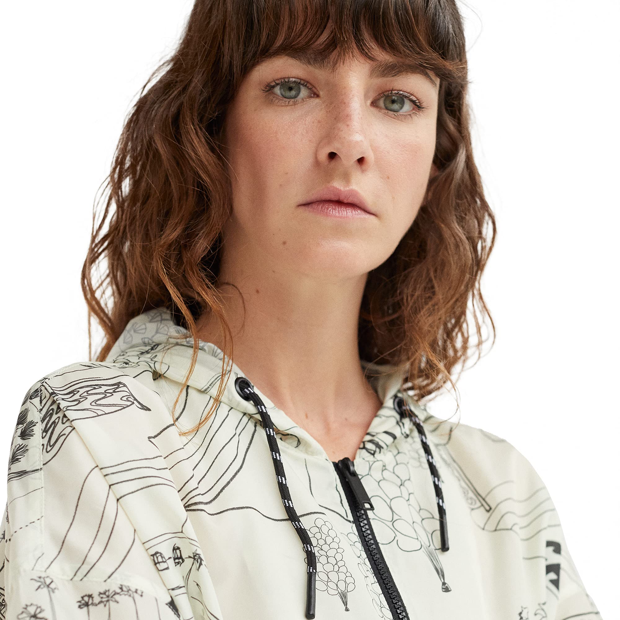 parfois-abrigo-estampado-con-capucha-mujer image 4