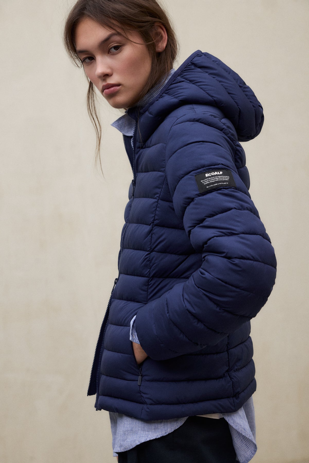 chaqueta-ecoalf-atlantic-azul-marino-de-poli-ster-reciclado-para-mujer image 2