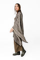 abbacino-poncho-negro-estampado-lineal-talla-nica image 3