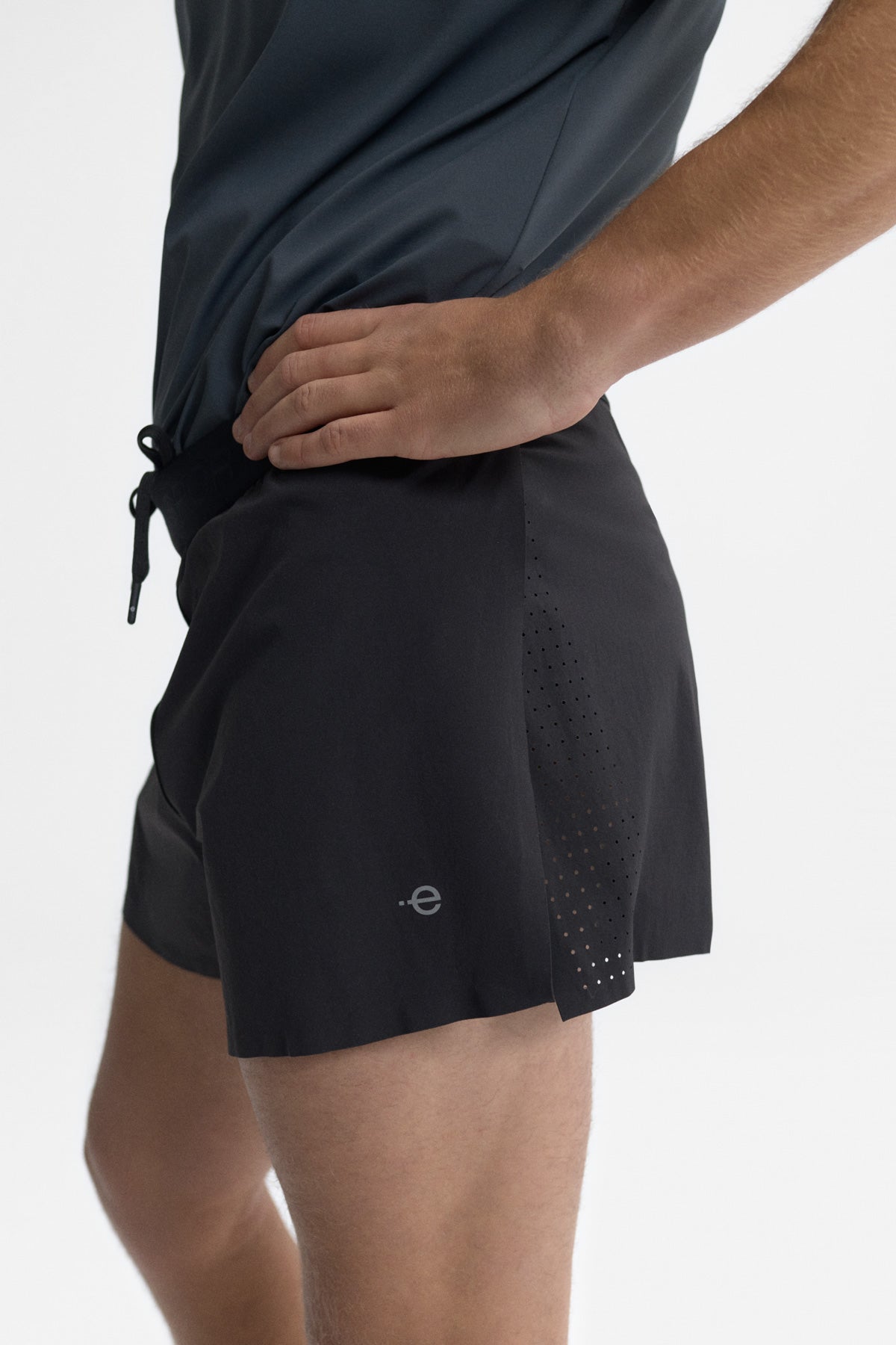 pantal-n-corto-boston-ecoalf-de-nylon-reciclado-para-hombre-negro-ligero-y-repel image 6