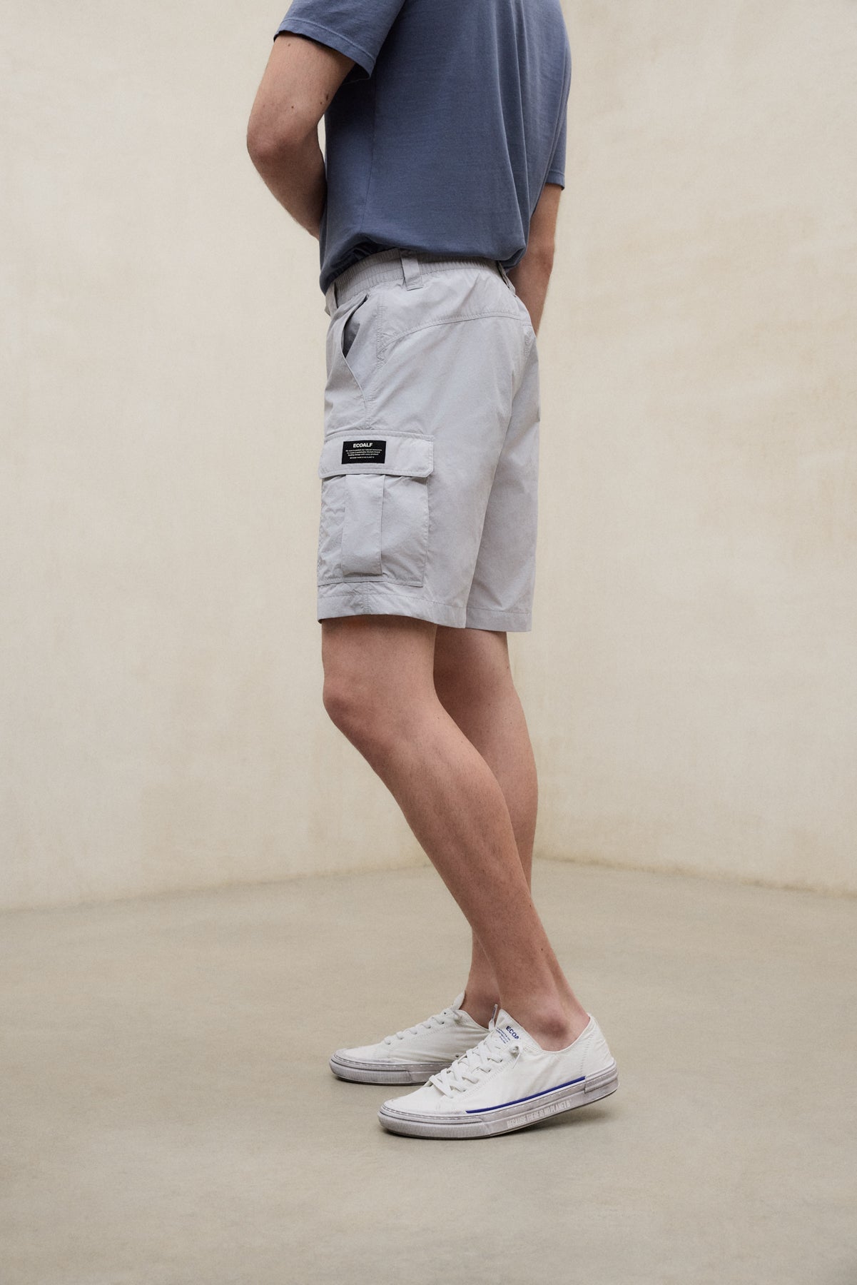 ecoalf-shorts-adhi-grises-para-hombre-poliamida-reciclada-fit-regular-bolsillo-c image 4