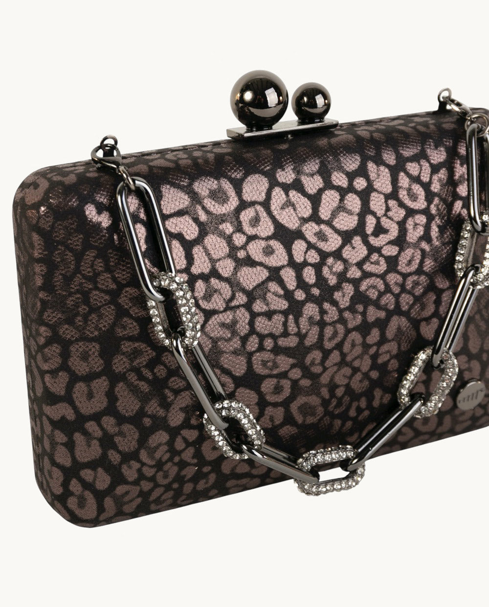 clutch-kbas-de-poli-ster-con-animal-print-negro image 3
