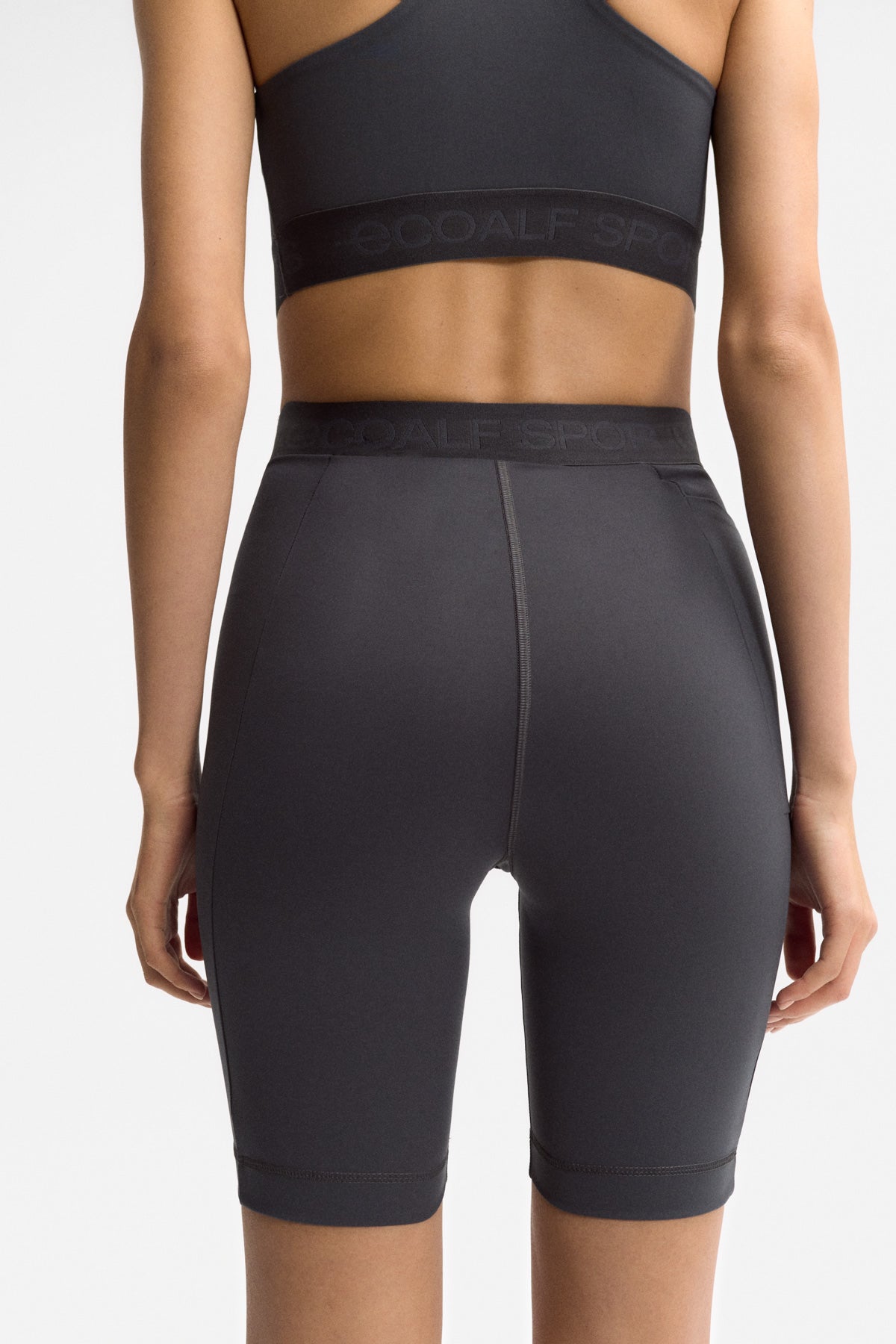 ecoalf-leggings-cortos-rome-grises-tejido-compresivo-reciclado-transpirable-y-co image 6