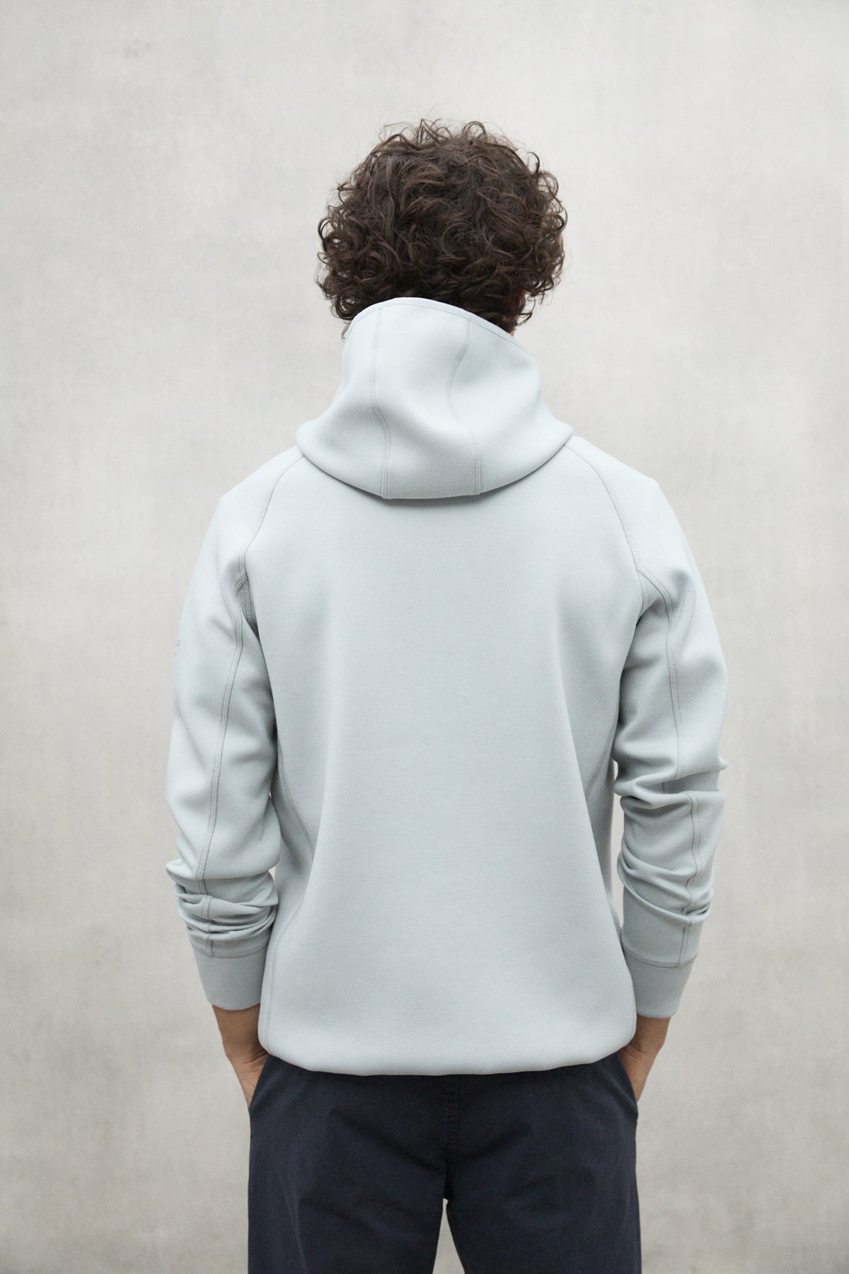 ecoalf-sudadera-dashen-blanca-hombre-16-lenzing-ecovero-mangas-ragl-n-cremallera image 3
