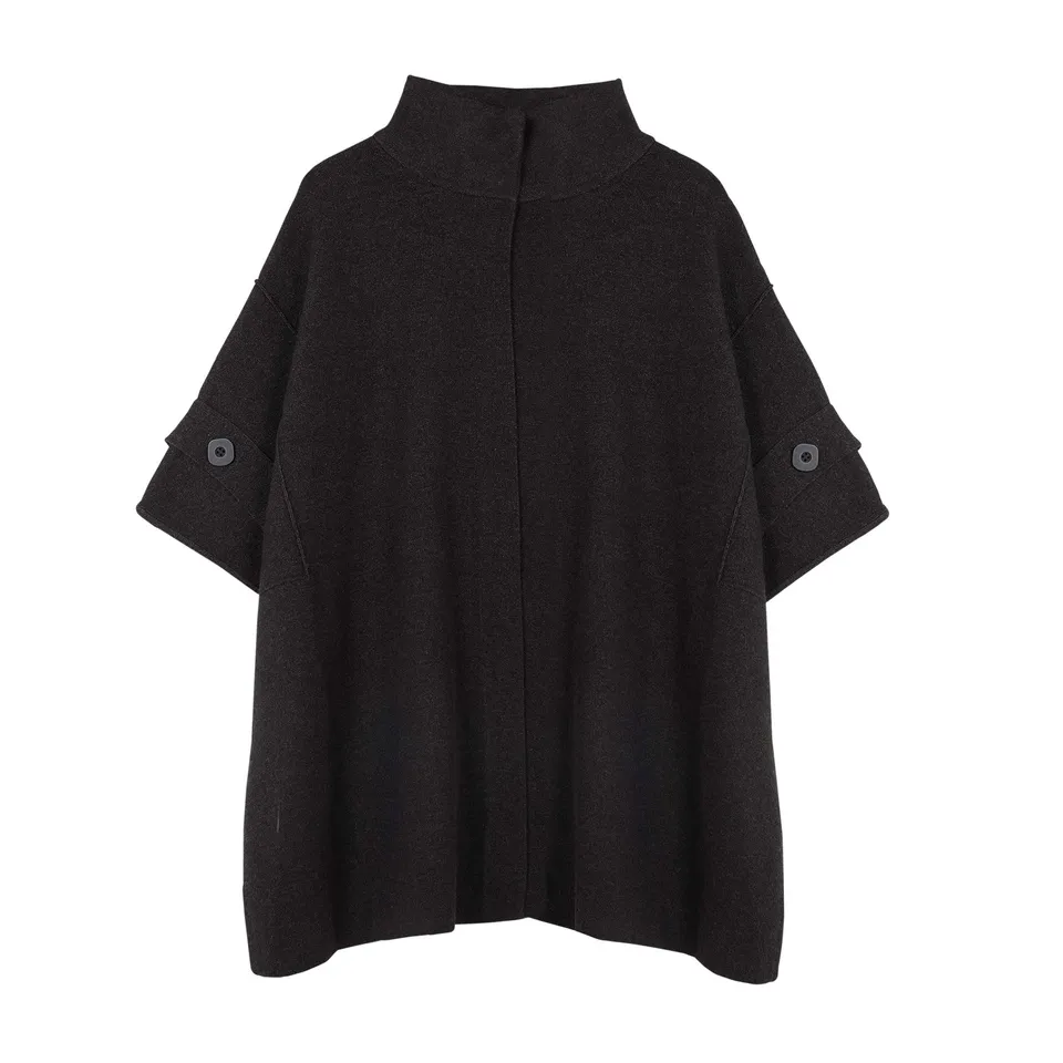 parfois-poncho-de-punto-detalle-bot-n-mujer image 1