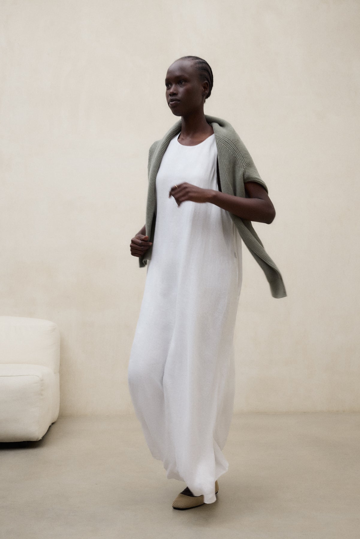 vestido-ecoalf-ukara-blanco-de-lino-para-mujer image 7