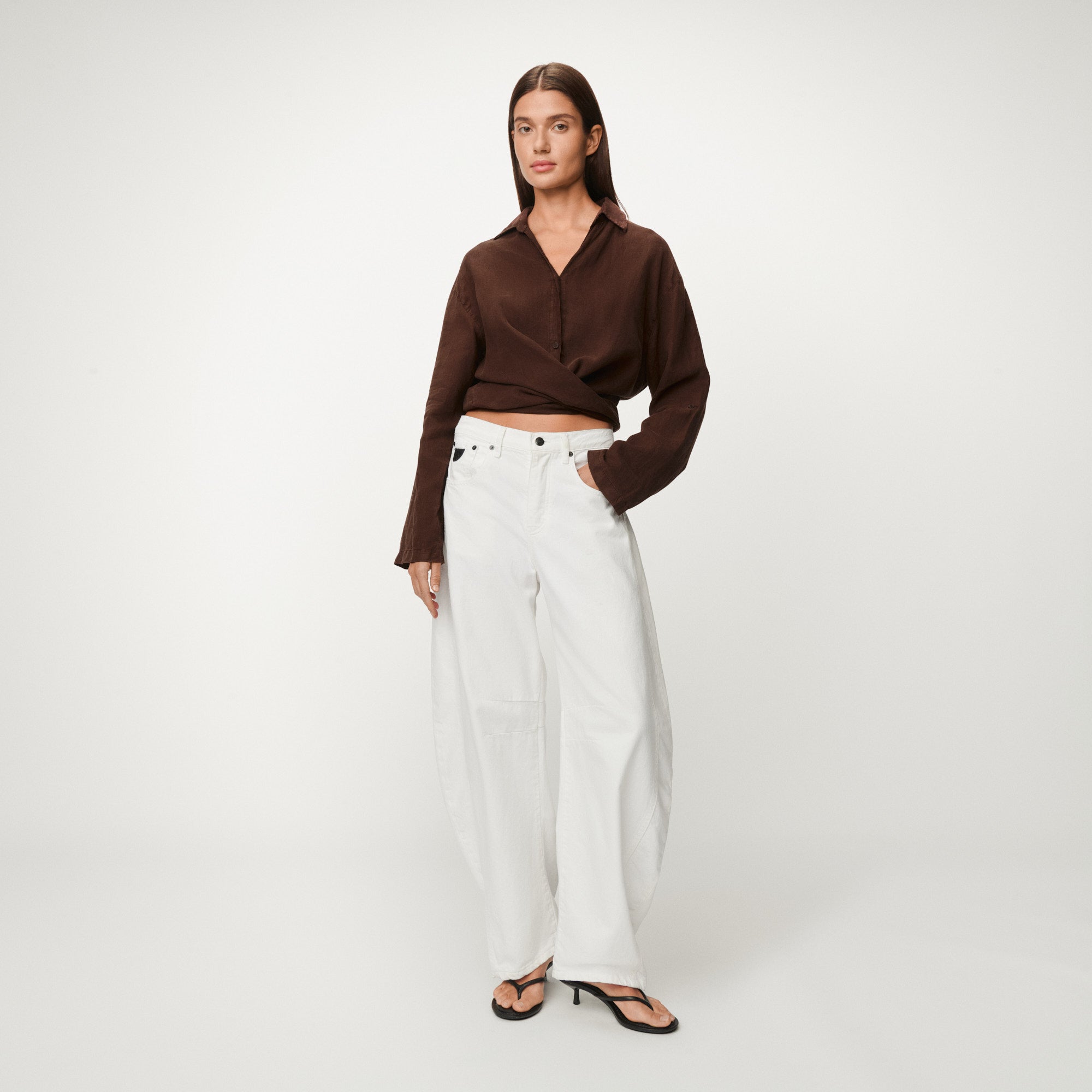 lois-pia-camisa-de-lino-anudada-con-mangas-de-bot-n-hecha-en-espa-a image 4