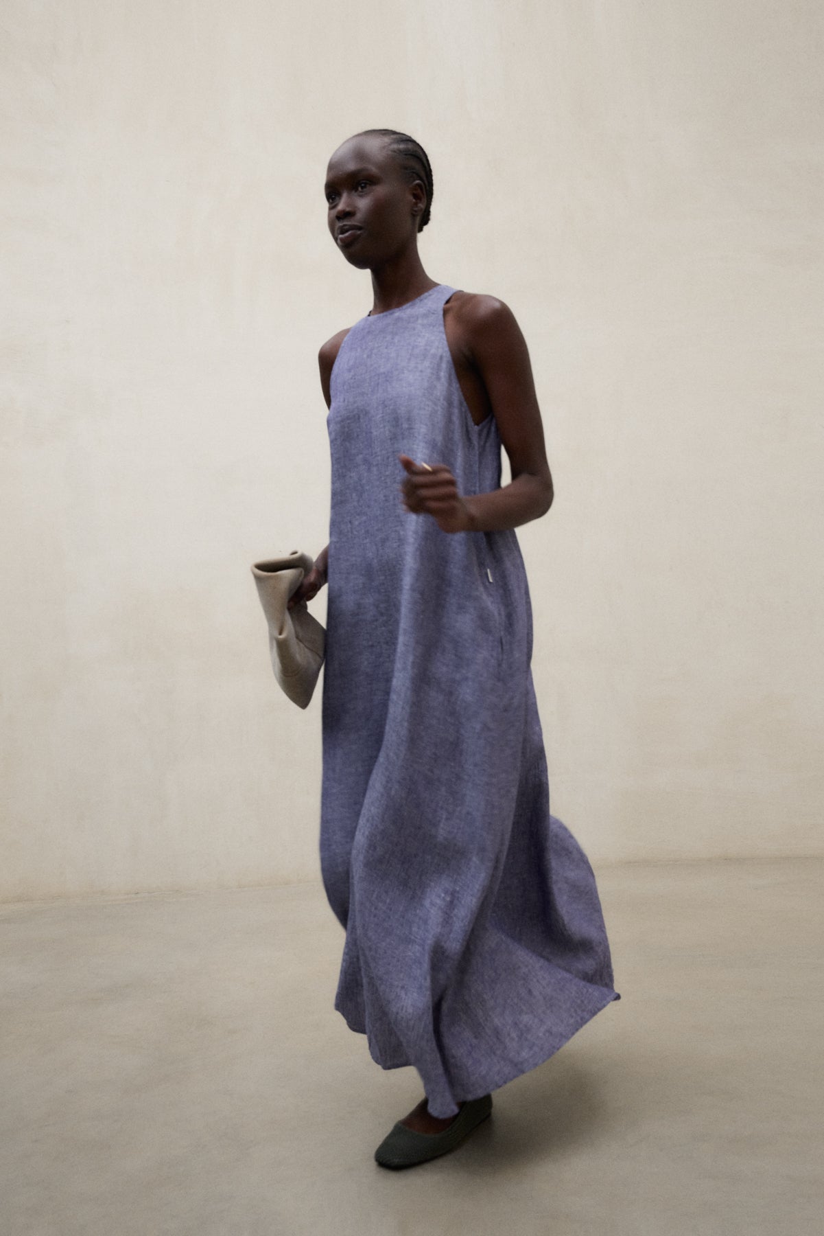 vestido-ukara-de-ecoalf-para-mujer-80-lino-sin-mangas-azul image 8