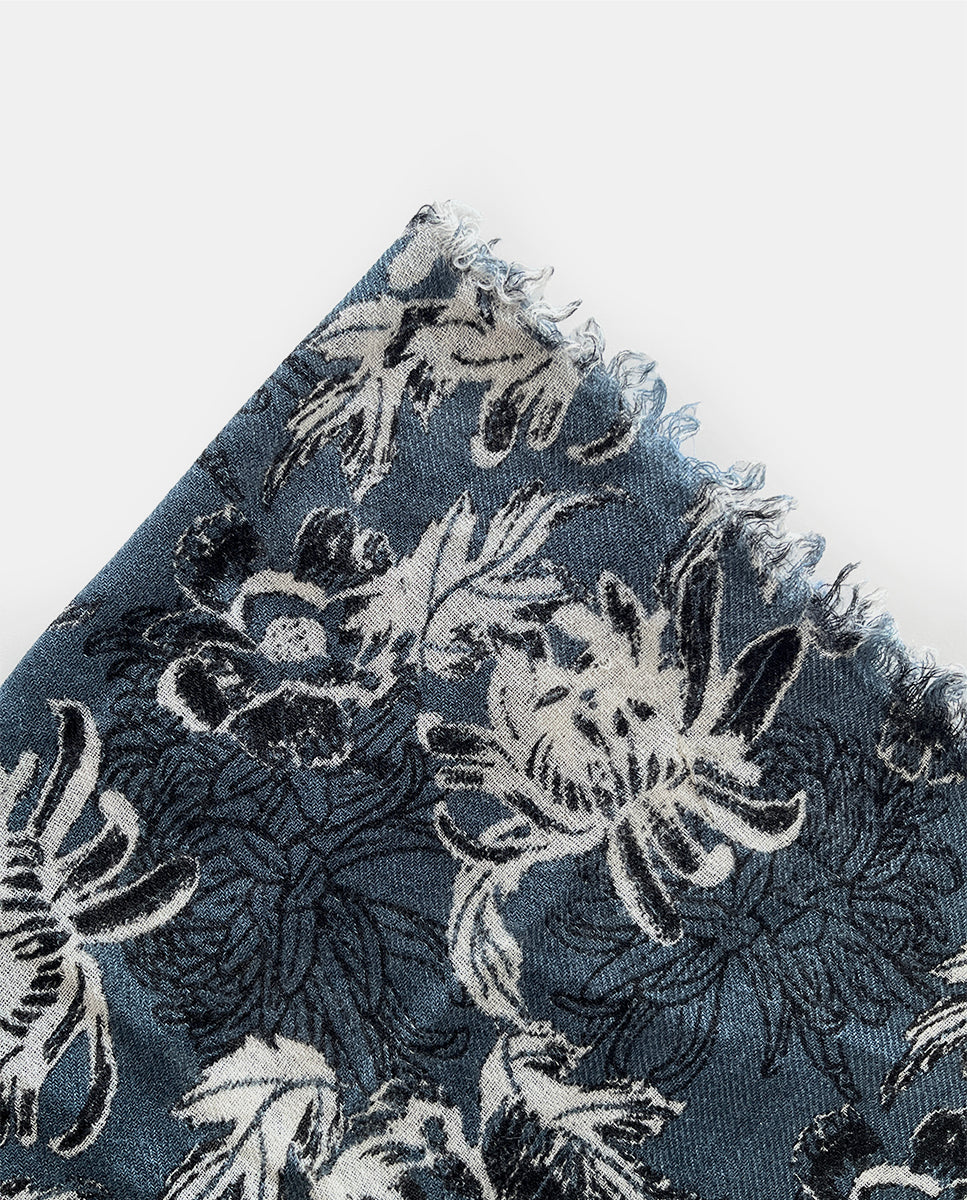 abbacino-pa-uelo-lana-gris-estampado-floral image 5